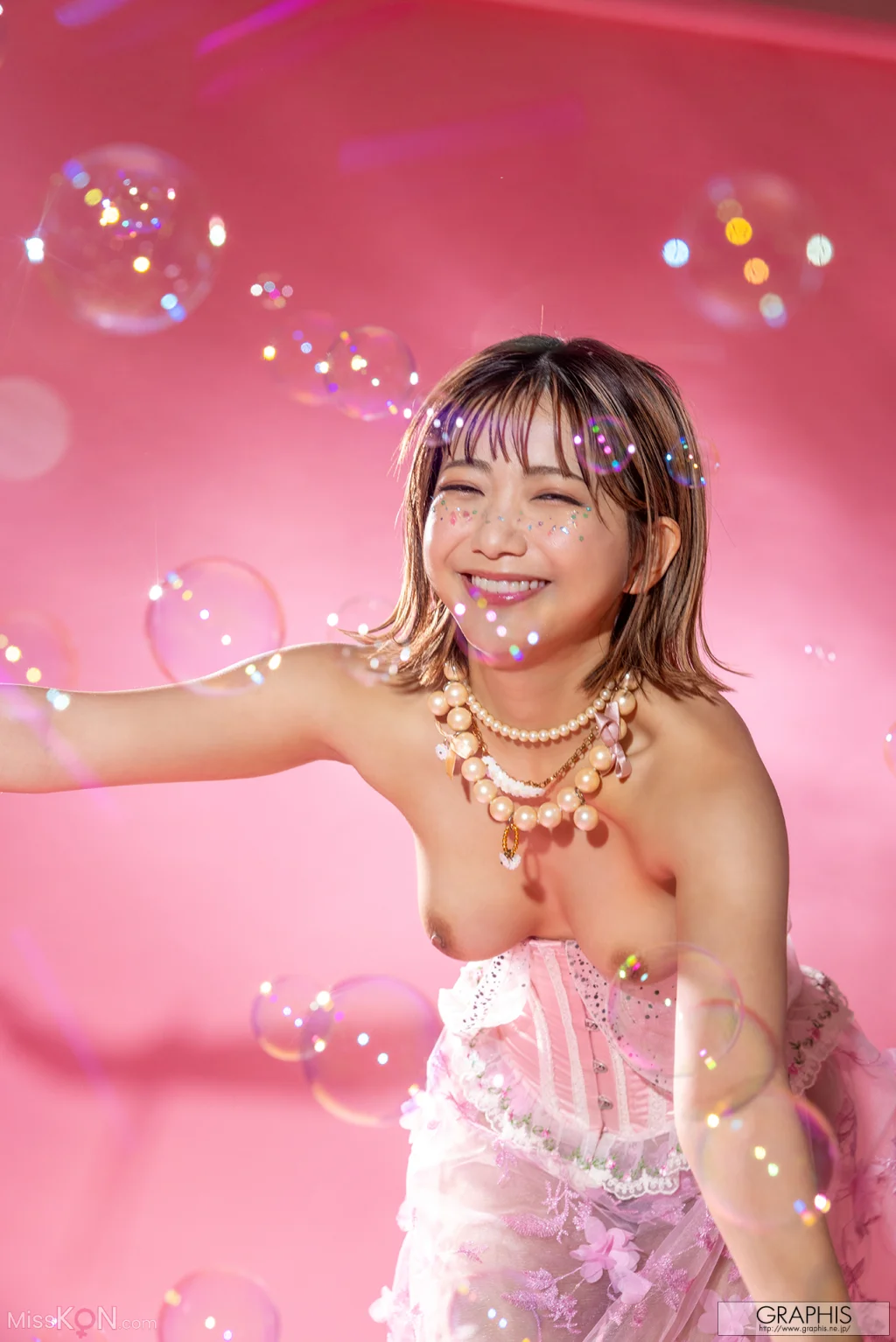 Riko Hoshino (星乃莉子)_ [Graphis] Gals Limited Edition HAPPY NEW YEAR 2025