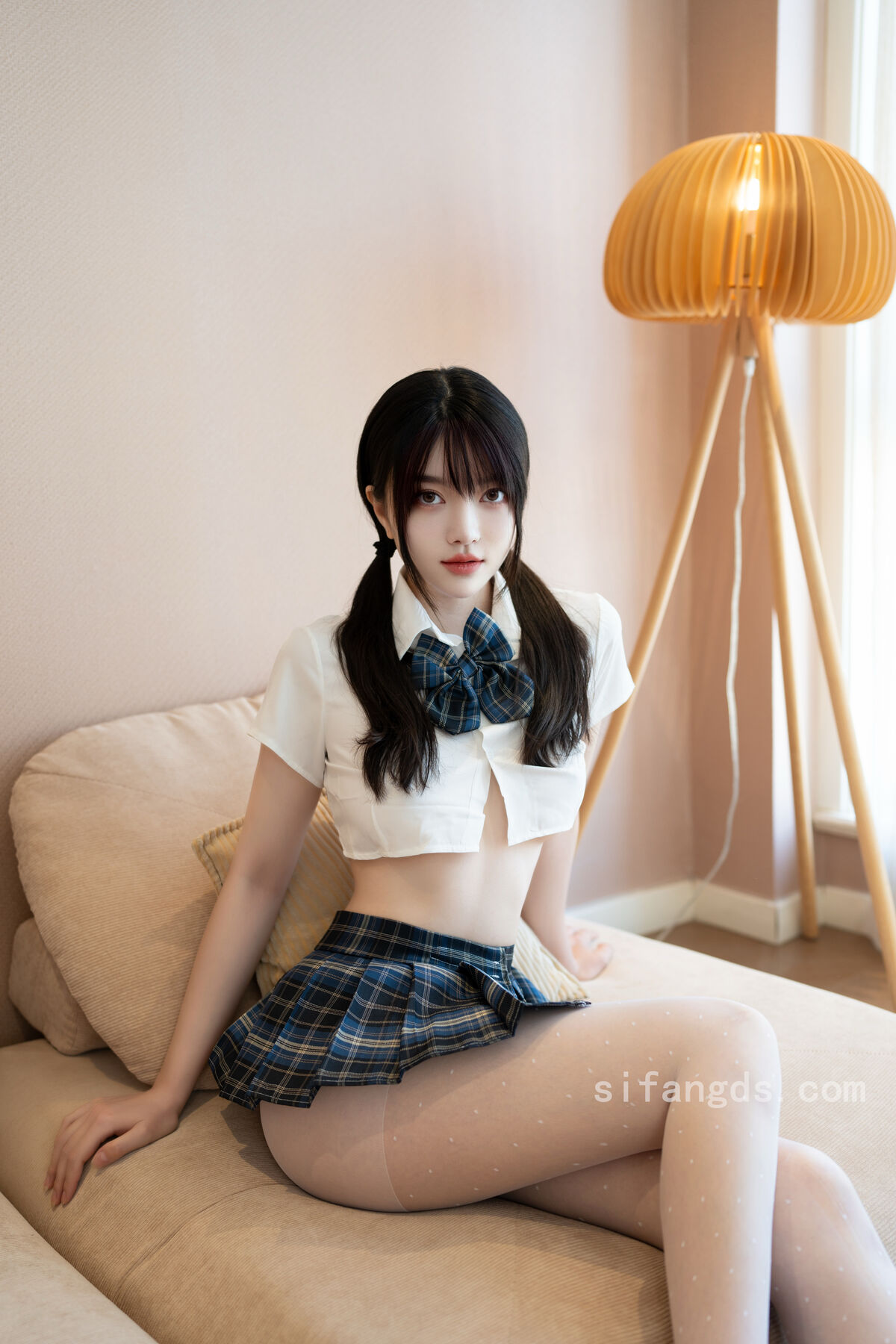 XR Uncensored Bai Lu Lulu 白露lulu - R18 秀人网模特 清纯学妹
