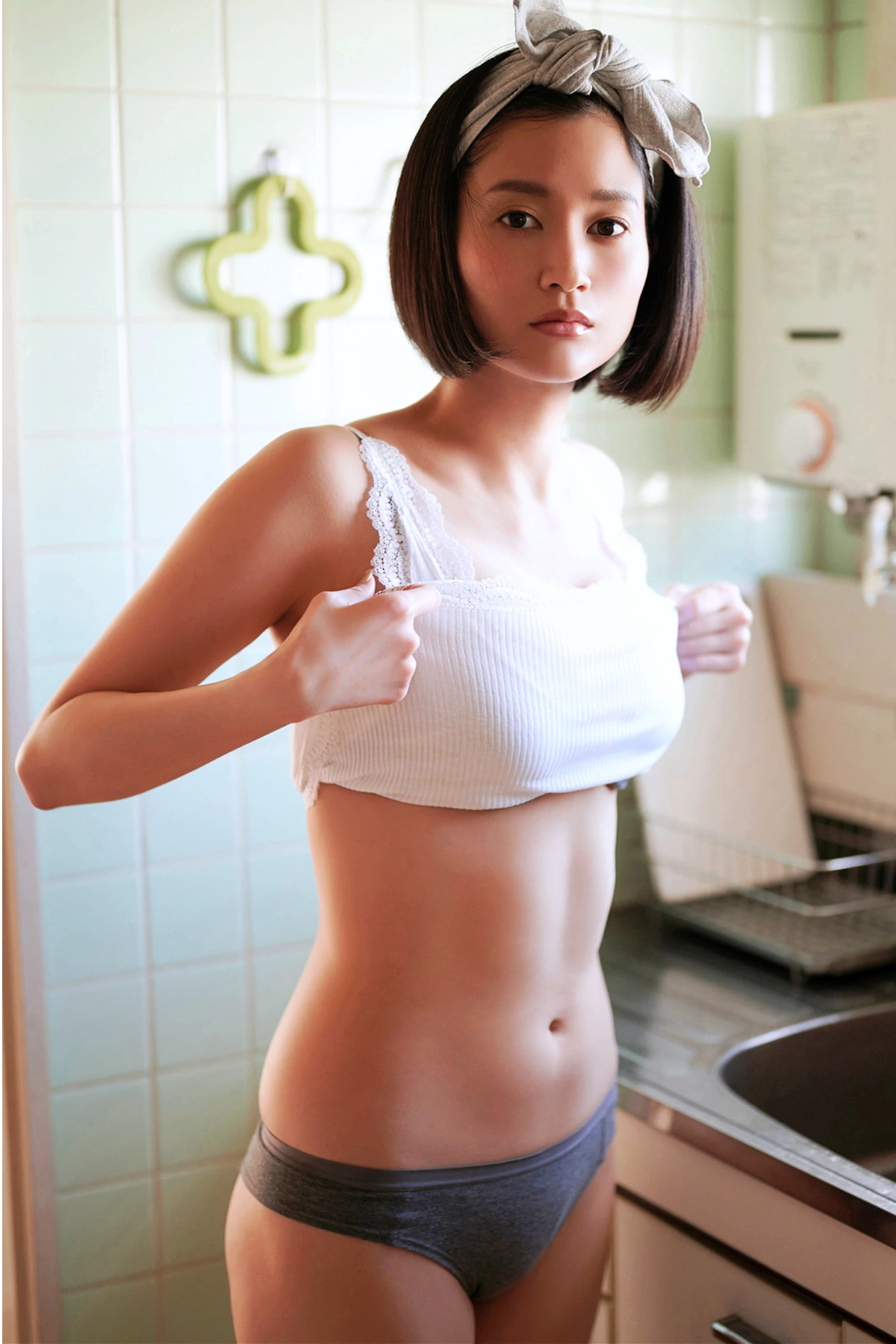 Arisa Deguchi 出口亜梨沙, 周刊现代デジタル写真集 「色めく昼下がり」 Set.02