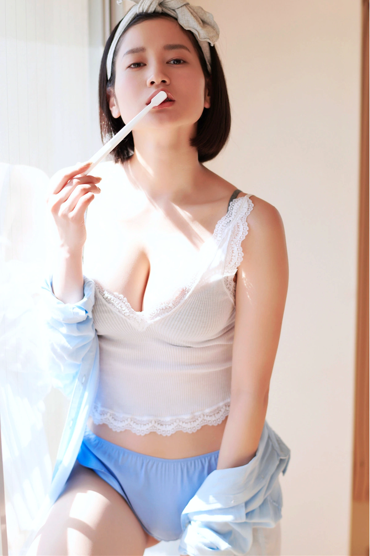 Arisa Deguchi 出口亜梨沙, 周刊现代デジタル写真集 「色めく昼下がり」 Set.02