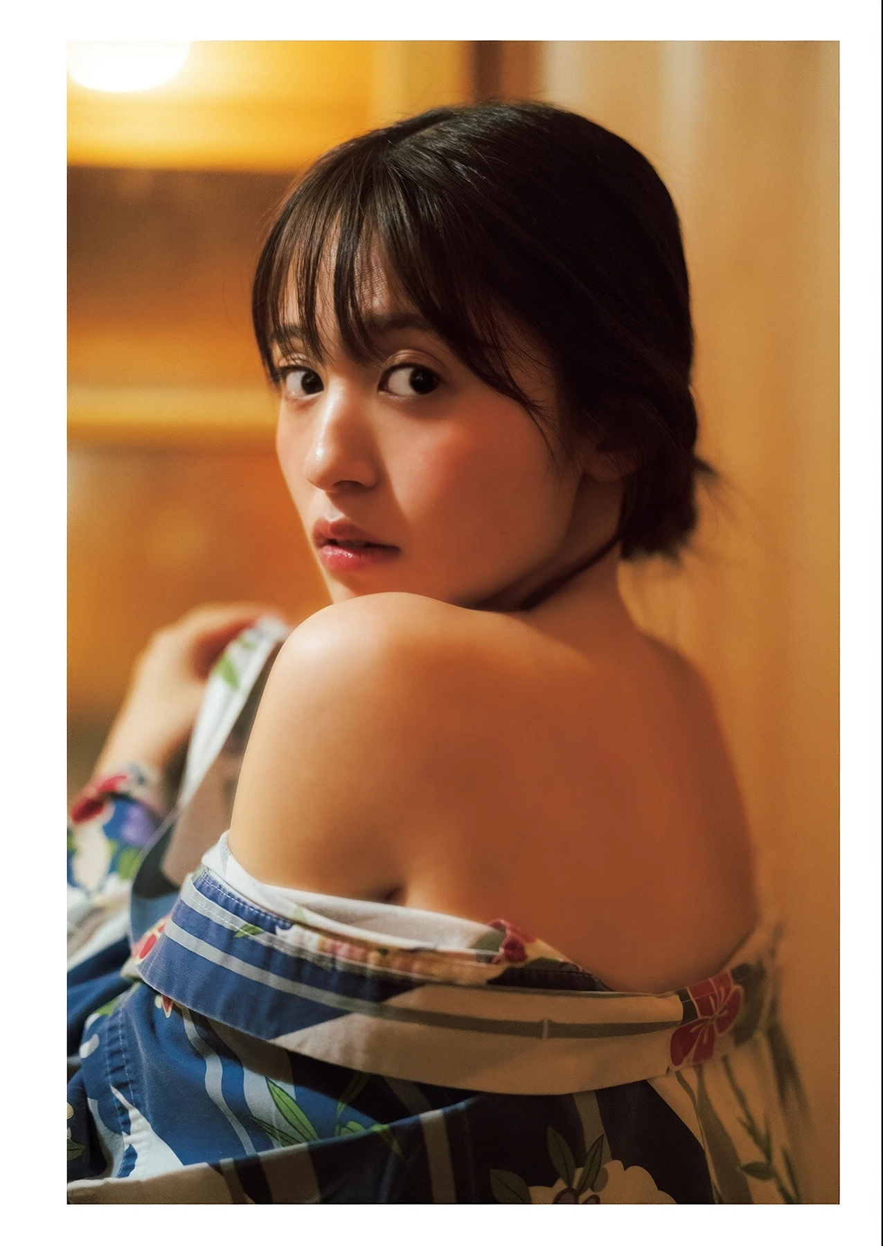Rikako Aida 逢田梨香子, 写真集 「日々」 Set.03