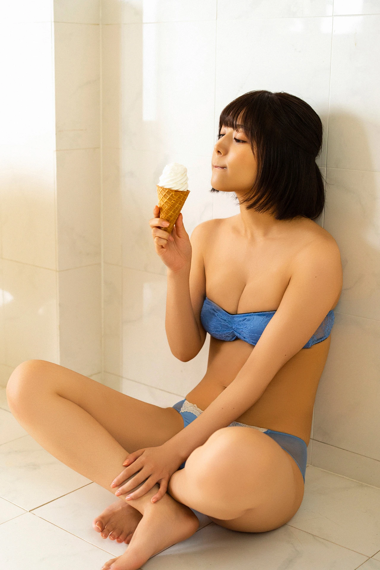 Ruka Kitano 北野瑠華, FLASHデジタル写真集 「波間に誘われて」 Set.01