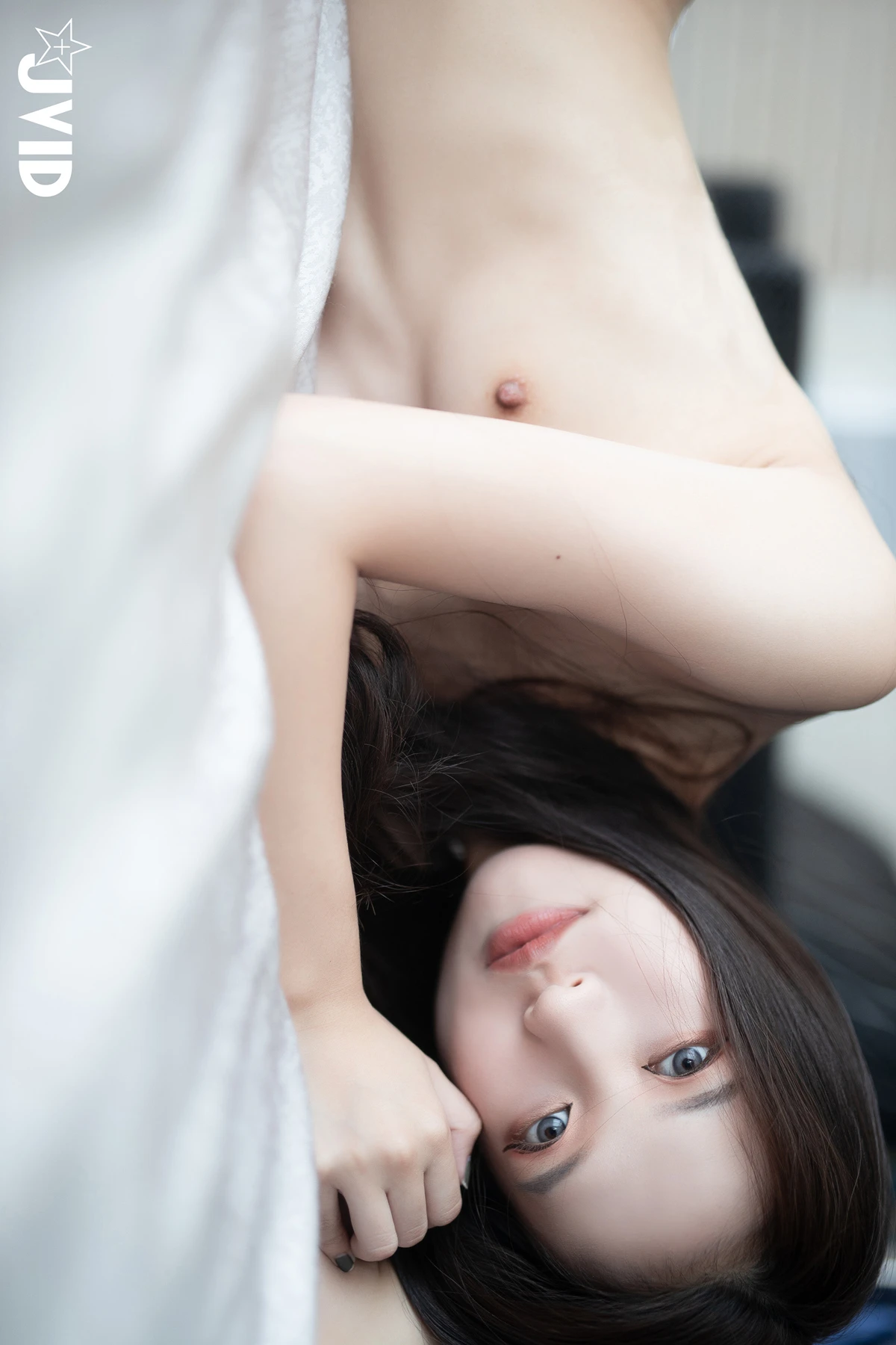JVID 淇淇selina – 鮮果花漾輕乳~淇淇 四點全露尺度 Set.01