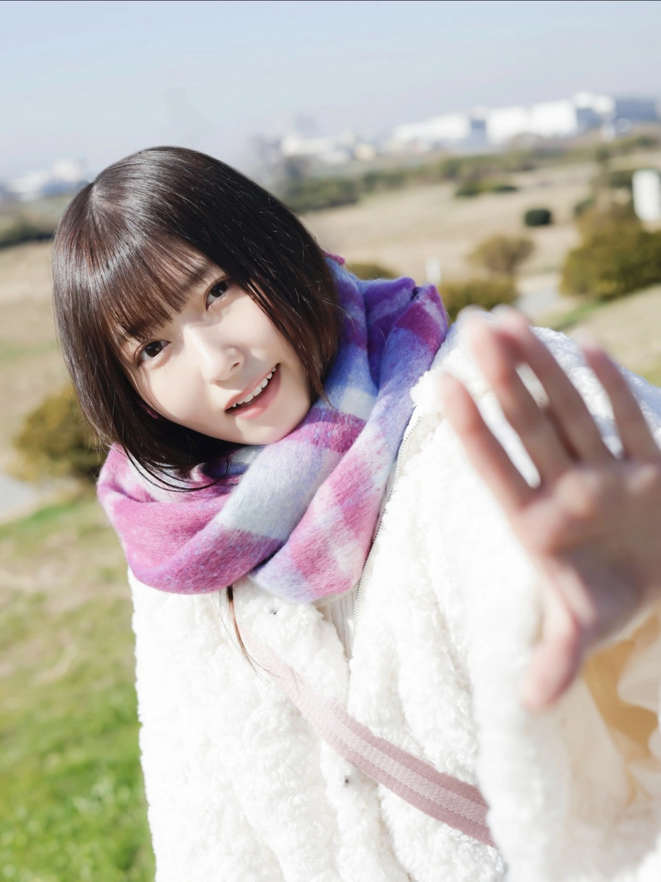 Miyu Aizawa 逢沢みゆ, FLASHデジタル写真集 脱・正統派アイドル
