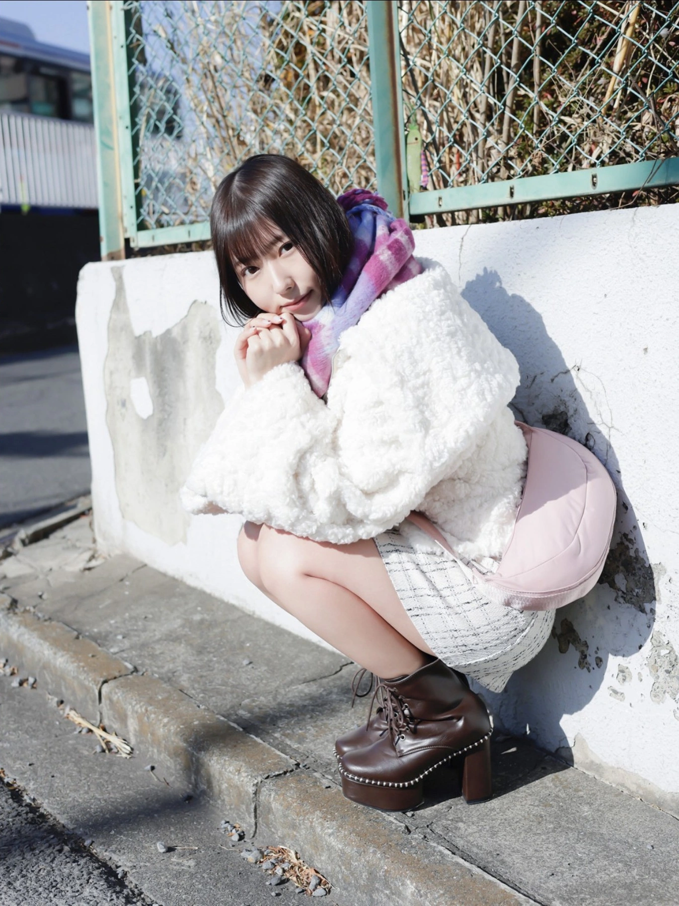 Miyu Aizawa 逢沢みゆ, FLASHデジタル写真集 脱・正統派アイドル