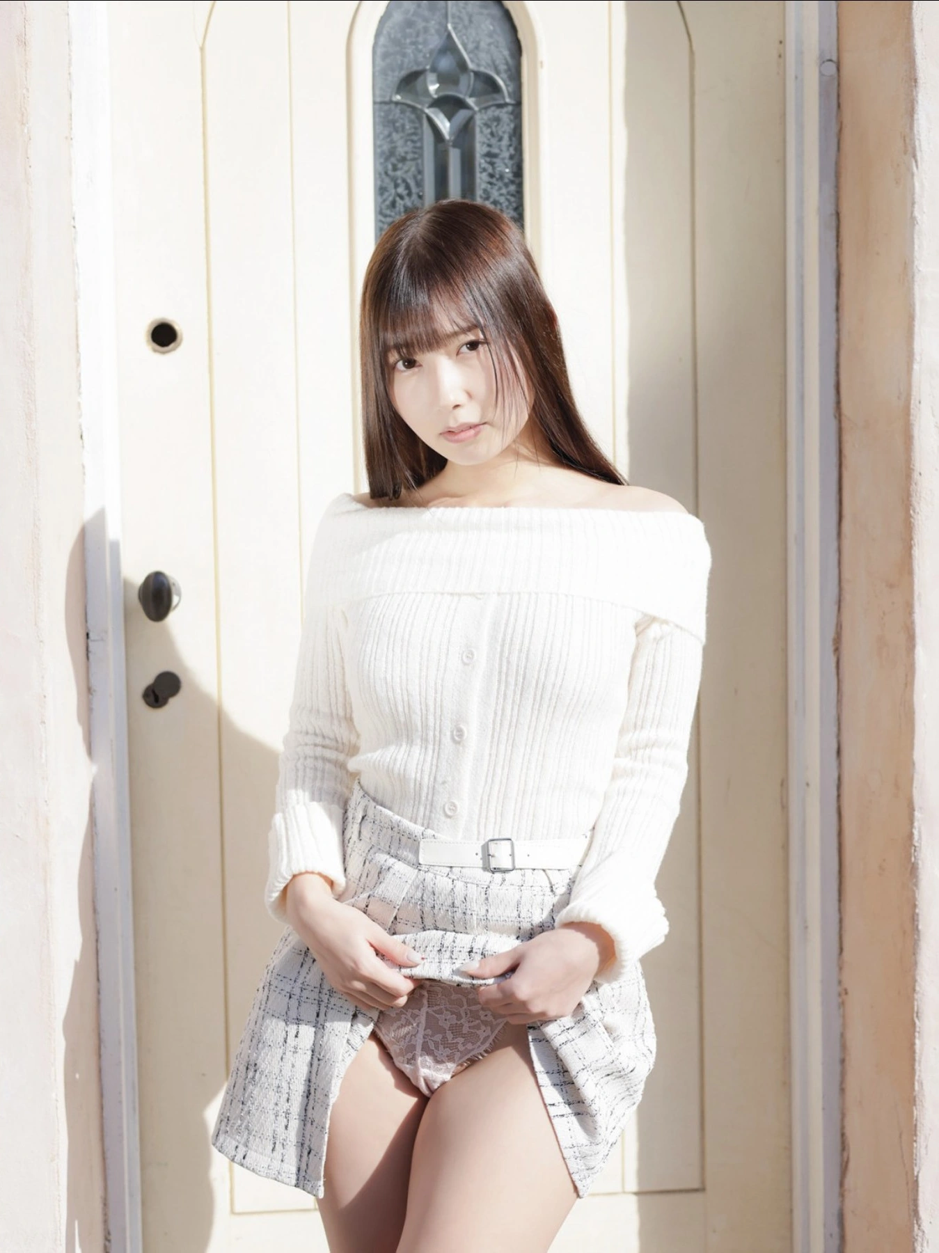 Miyu Aizawa 逢沢みゆ, FLASHデジタル写真集 脱・正統派アイドル