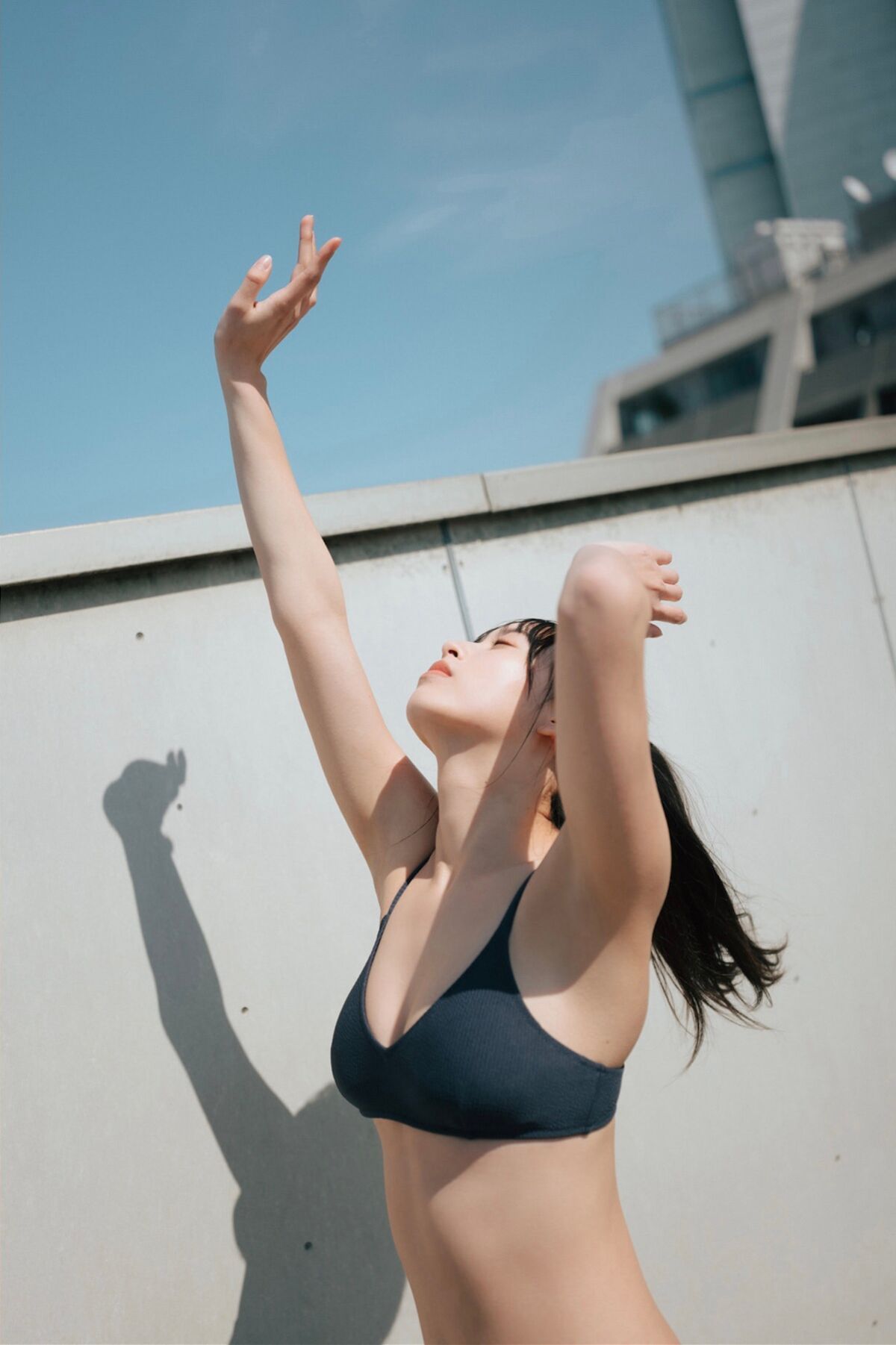 Riko Otsuki 大槻理子 - FLASHデジタル写真集 朝陽と