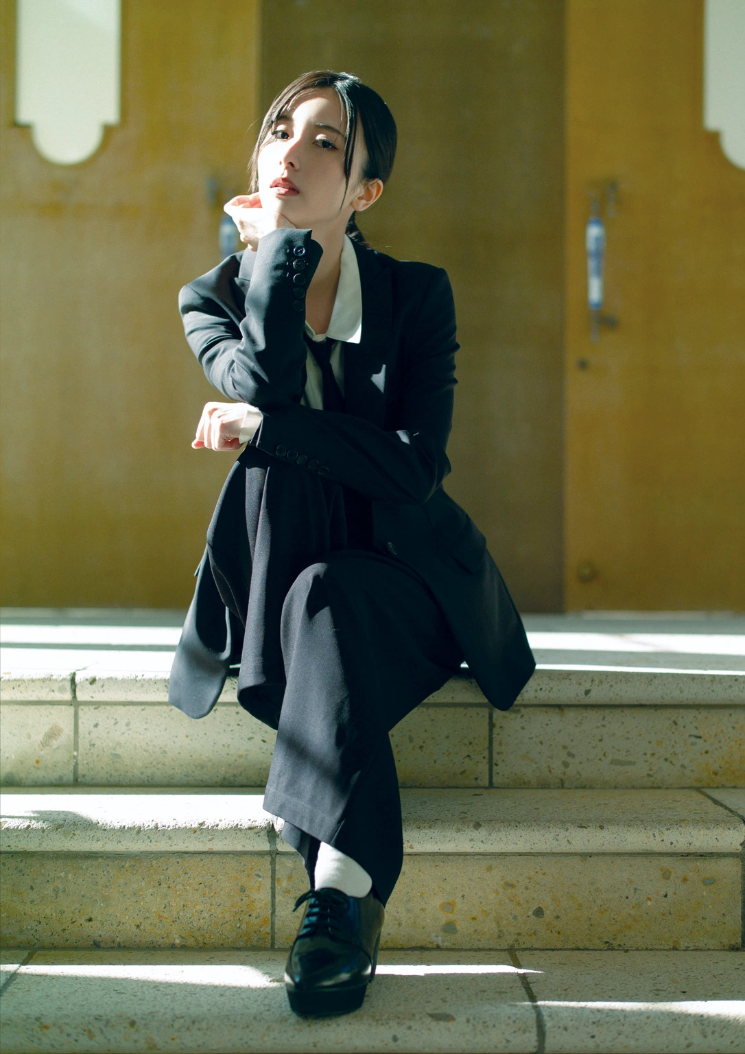 Kotoko Sasaki 佐々木琴子, 1st写真集 「明け方の夢」 Set.01
