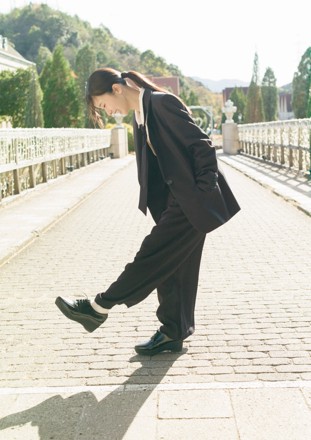 Kotoko Sasaki 佐々木琴子, 1st写真集 「明け方の夢」 Set.01