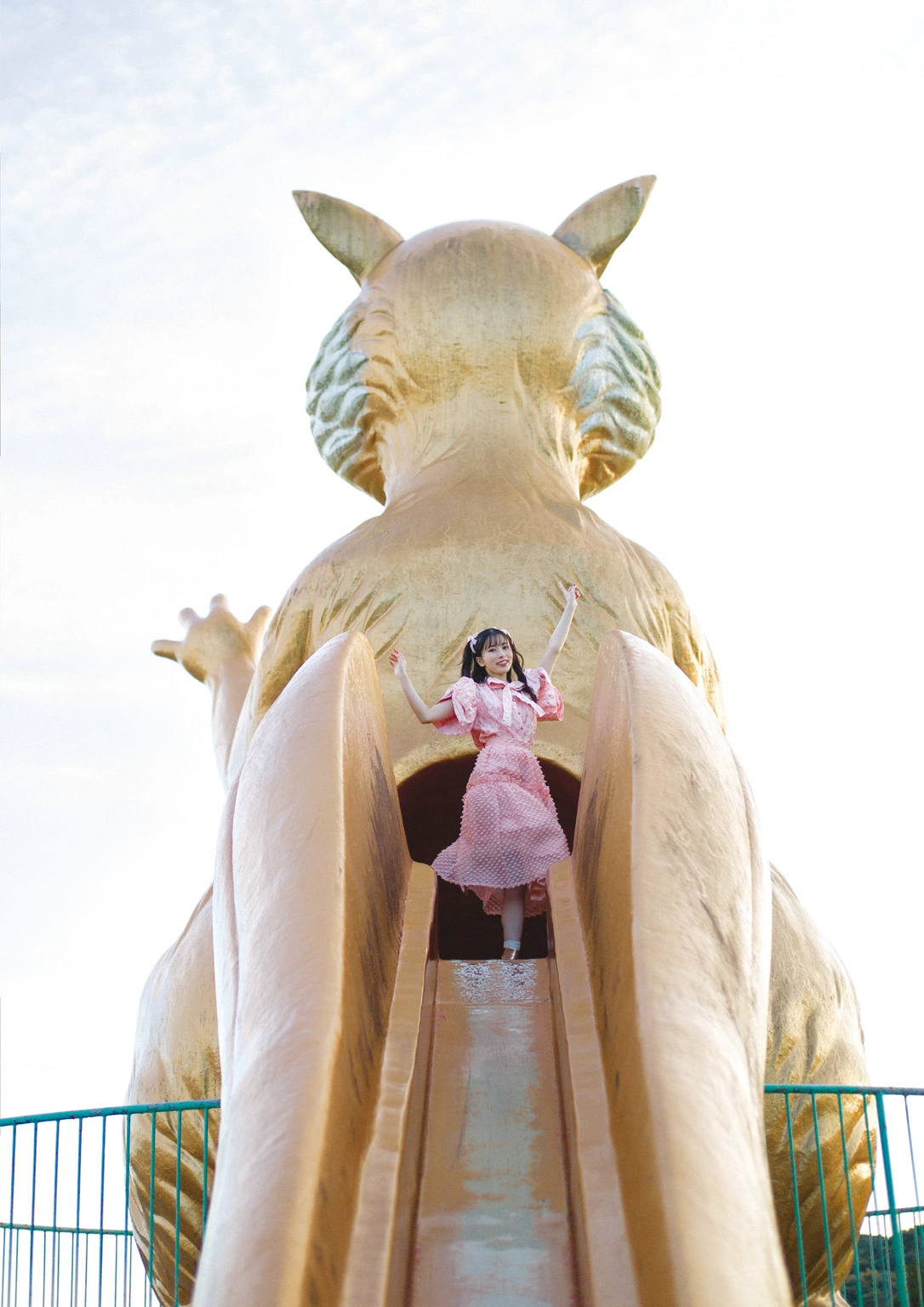 Kotoko Sasaki 佐々木琴子, 1st写真集 「明け方の夢」 Set.03