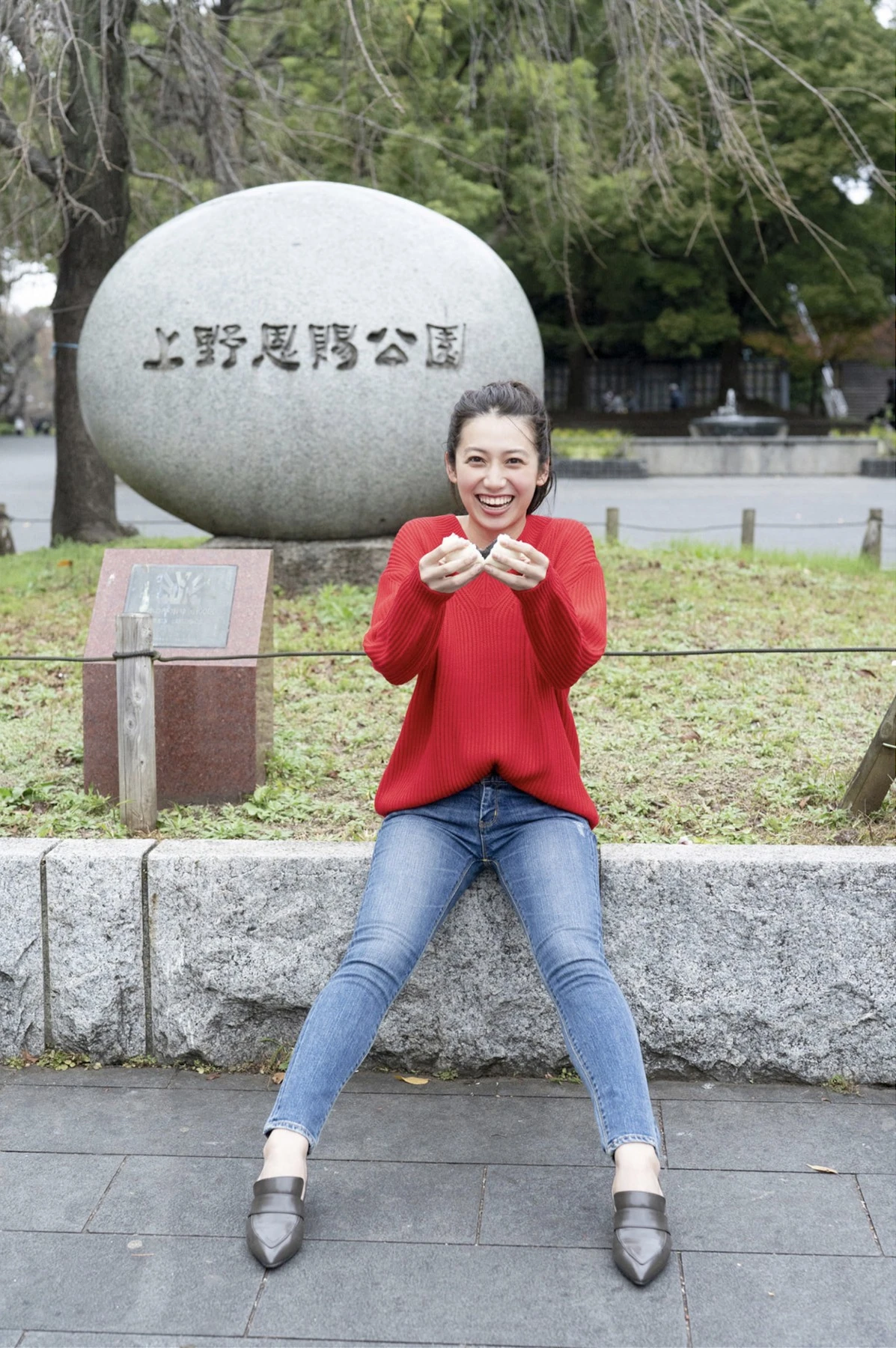 Airi Sato 佐藤あいり, FRIDAYデジタル写真集 「スポットライトに照らされて」 Set.02