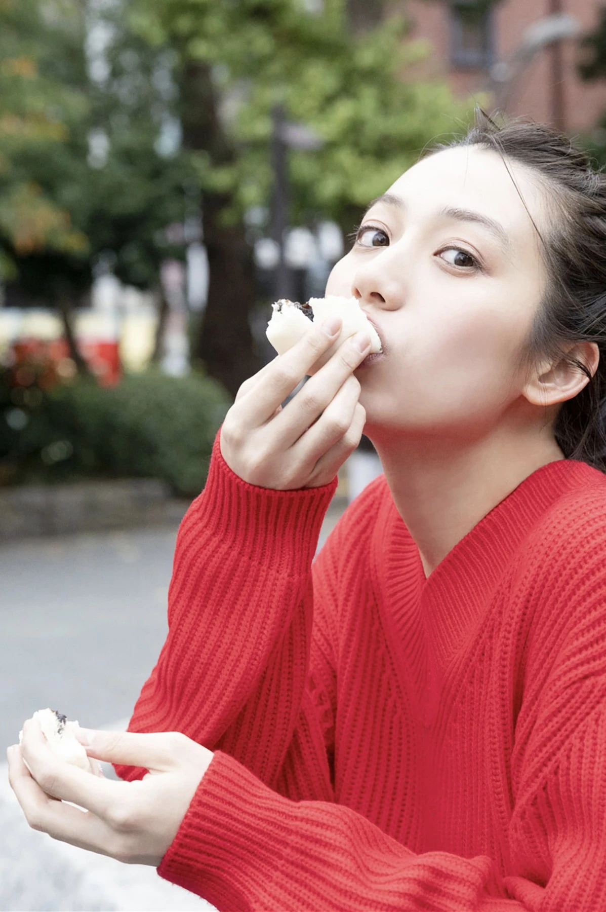 Airi Sato 佐藤あいり, FRIDAYデジタル写真集 「スポットライトに照らされて」 Set.02