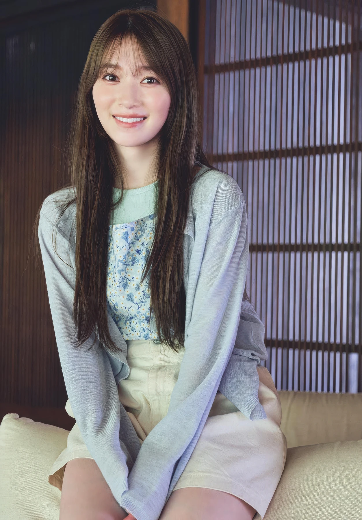Rena Moriya 守屋麗奈, Shonen Sunday 2025 No.46 (週刊少年サンデー 2025年46号) 6 Rena Moriya 守屋麗奈, Shonen Sunday 2025 No.46 (週刊少年サンデー 2025年46号)