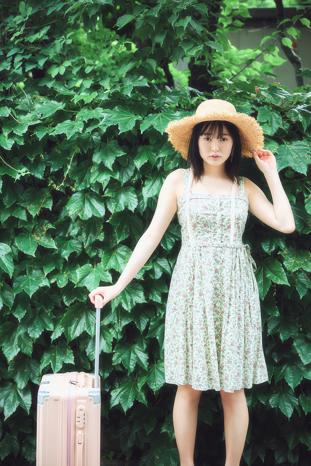 Miu Shirahama 白濱美兎, 週チャンデジグラ 「夏、背伸び」 Set.01