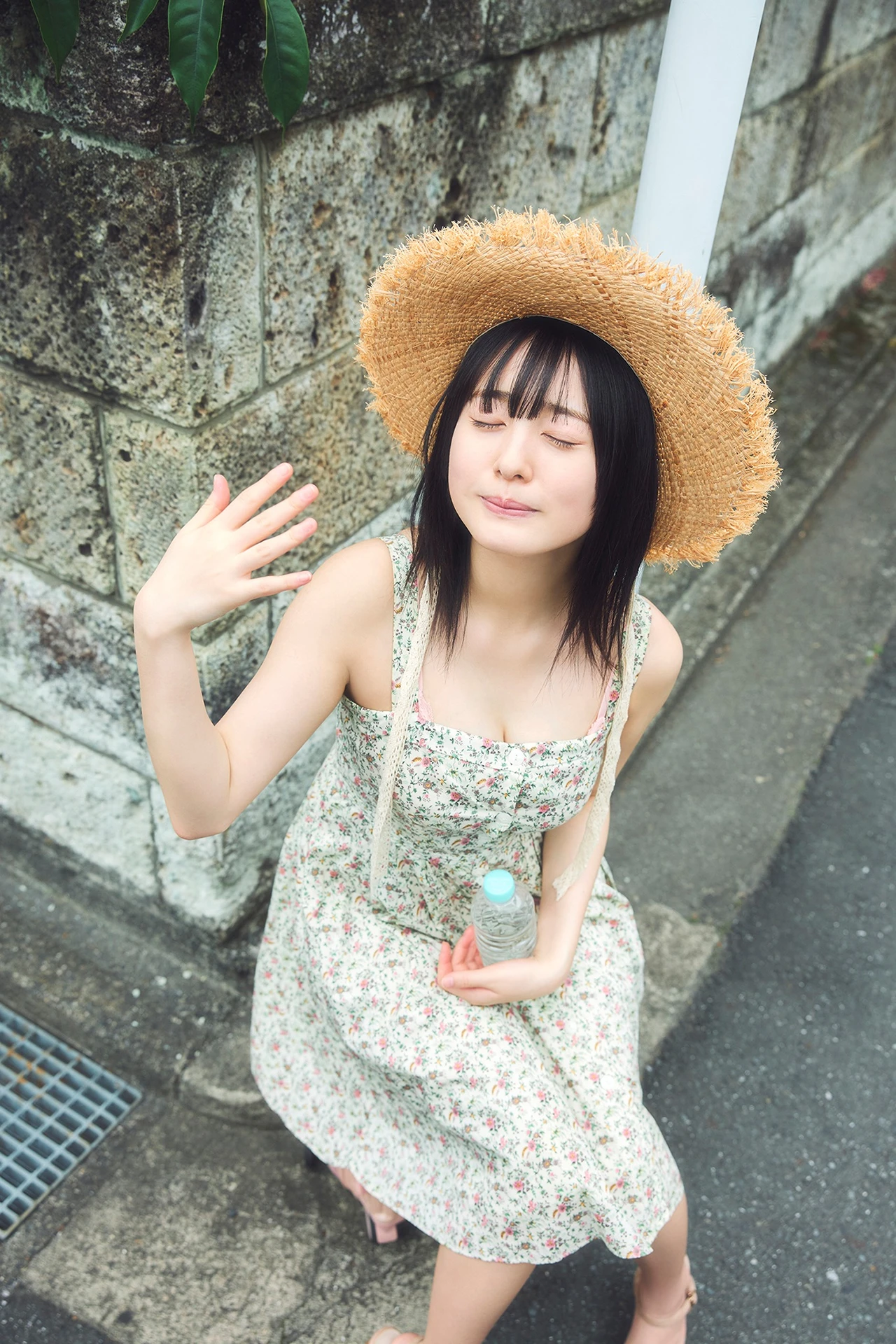 Miu Shirahama 白濱美兎, 週チャンデジグラ 「夏、背伸び」 Set.01