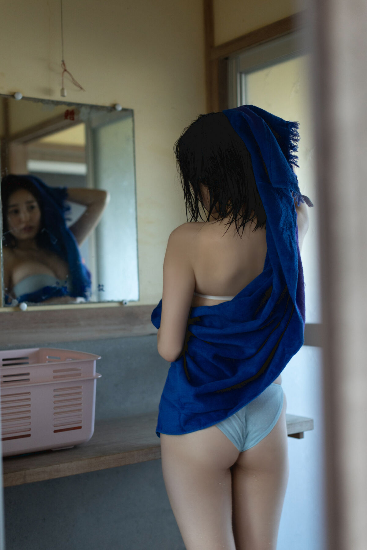 Miu Shirahama 白濱美兎 - FRIDAYデジタル写真集 ぎゅってして Vol.2 ちょっとオトナな100ページ豪華版