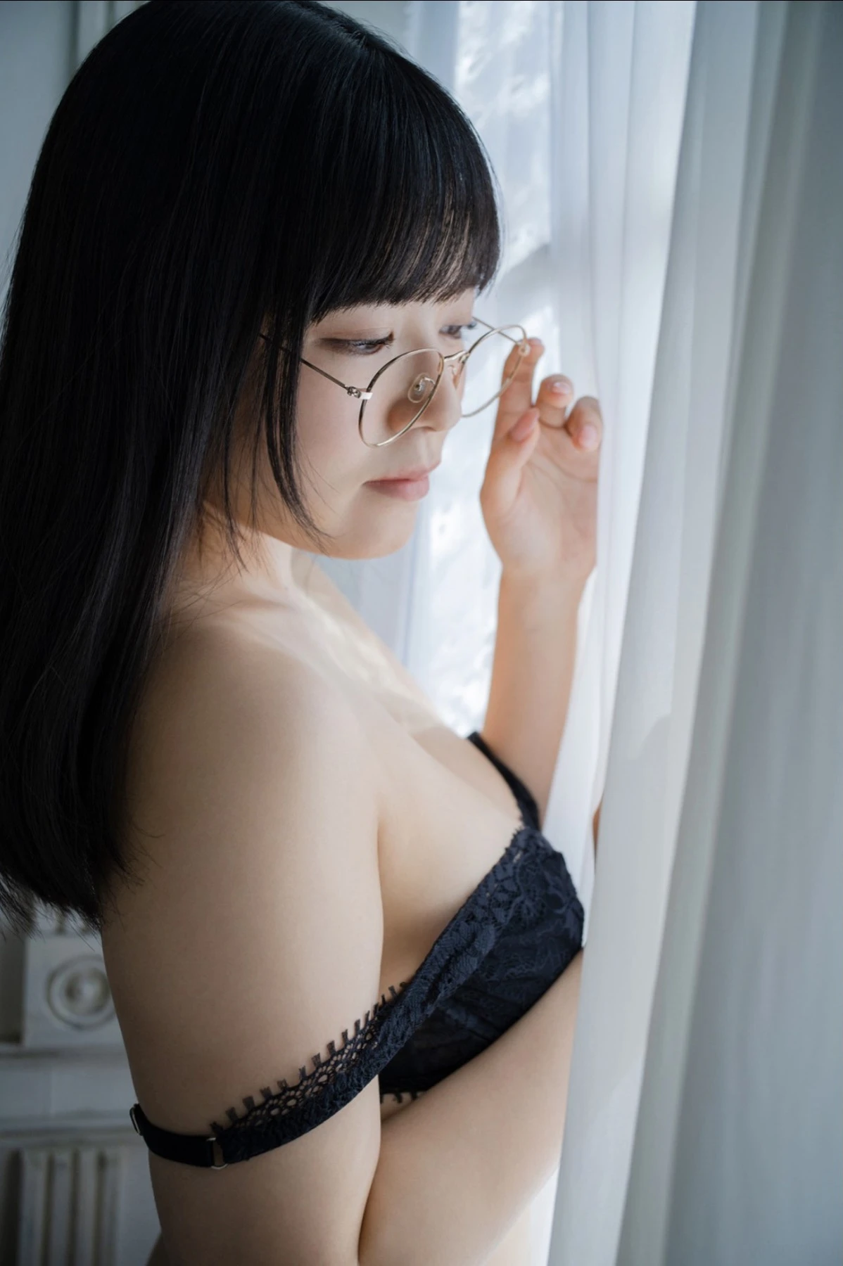 Umi Shinonome 東雲うみ, FLASHデジタル写真集 「女のコの秘密」 Set.01