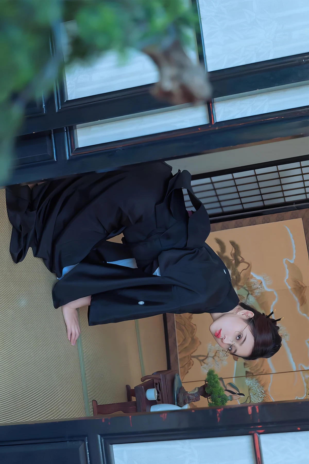 年年Nnian, 写真集 未亡人