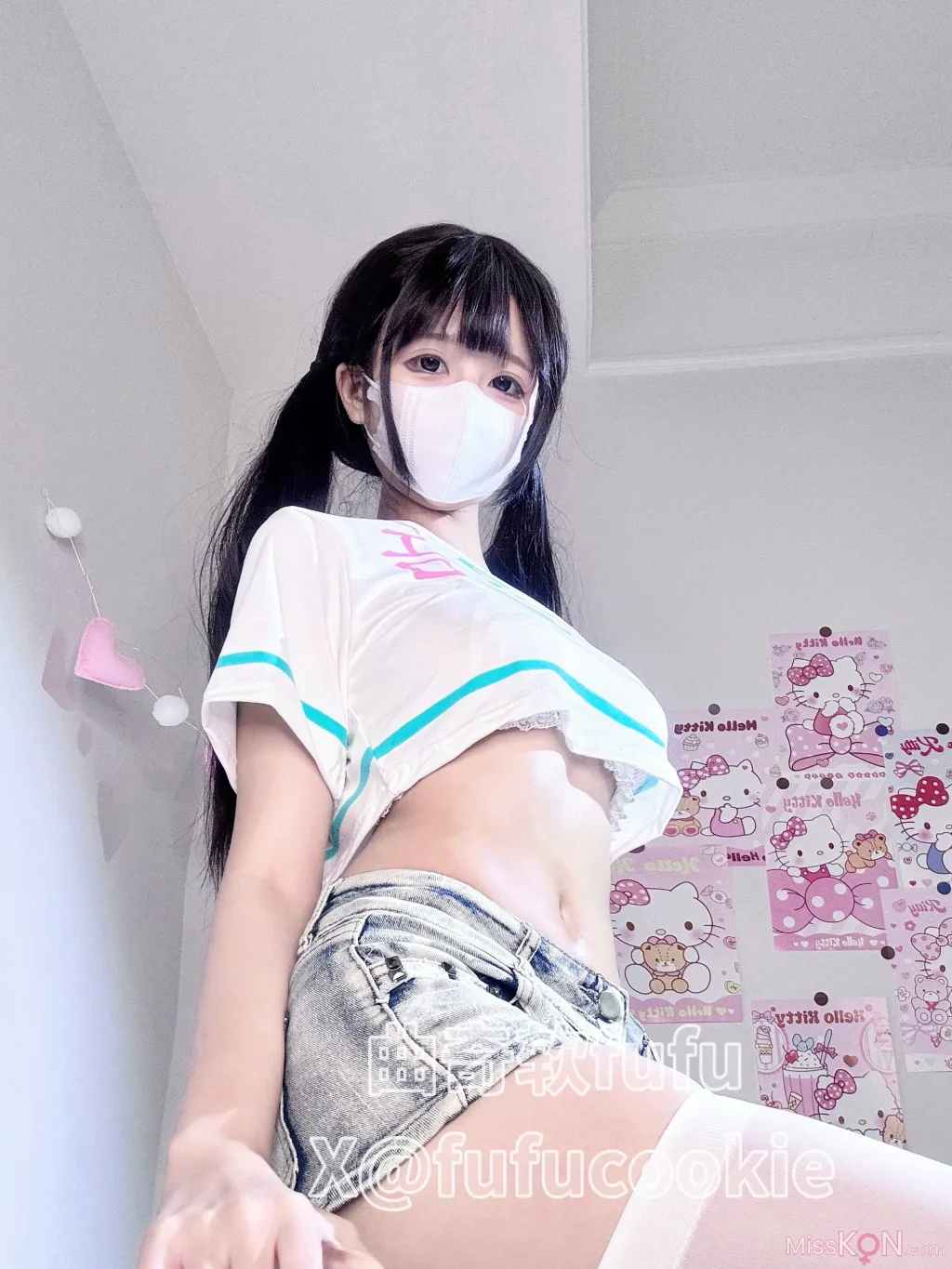 曲奇软fufu_ 短T牛仔裤