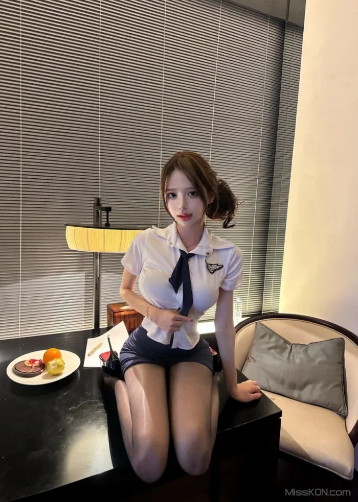 李恩秀_ 抖音外卖女博主