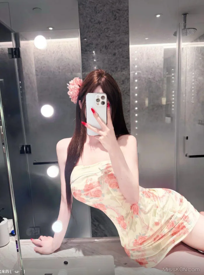 李恩秀_ 抖音外卖女博主