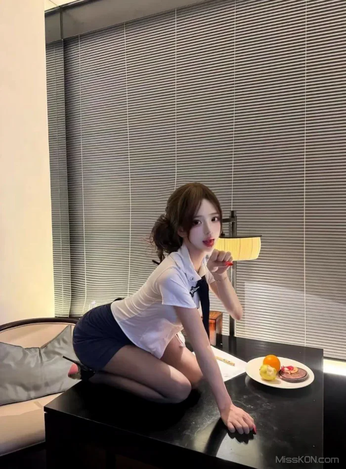 李恩秀_ 抖音外卖女博主