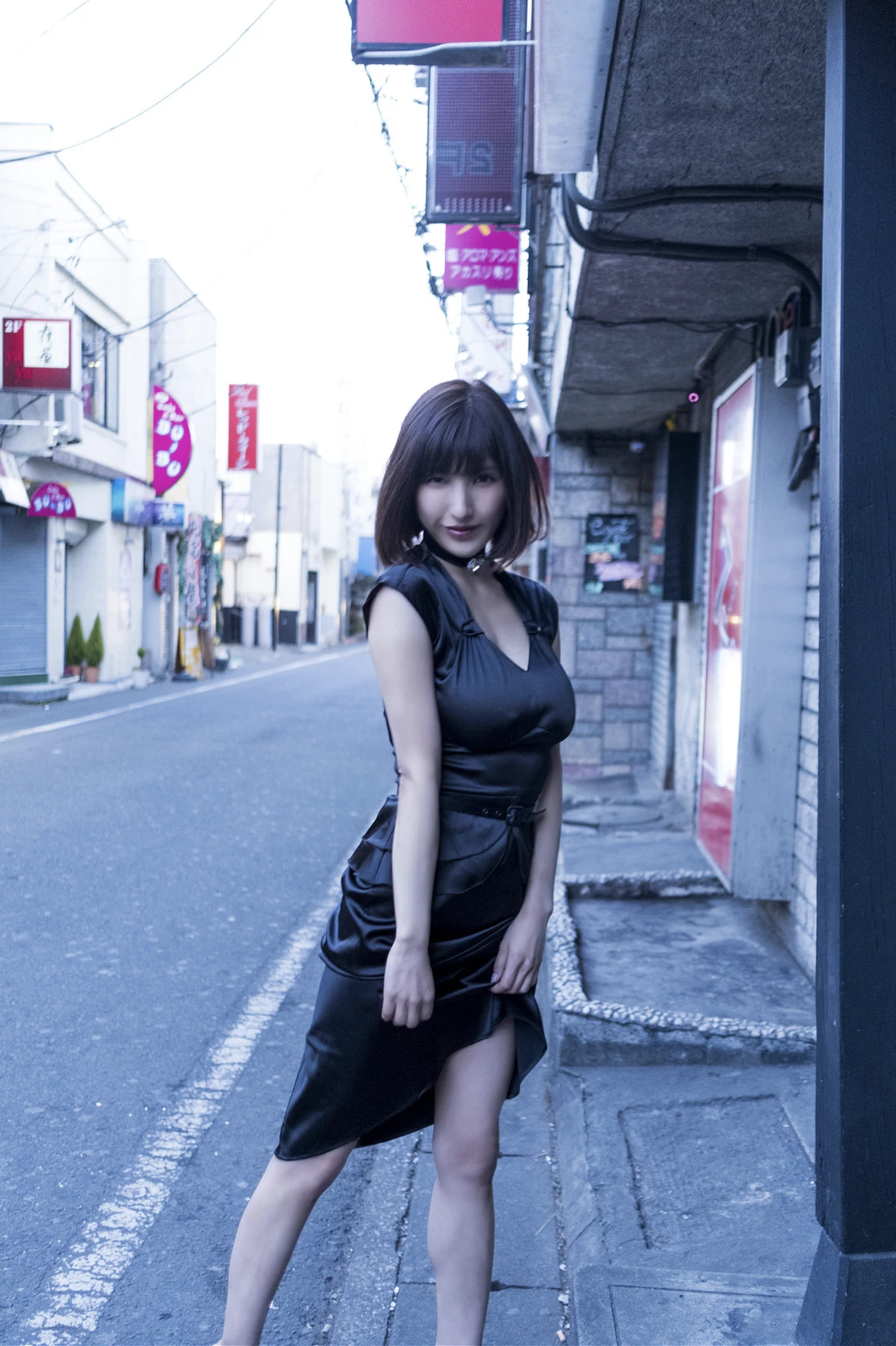 Bambi Watanabe 渡辺万美, 週刊現代デジタル写真集 『ＢＡＭＢＩ完全未発表版』 Set.01