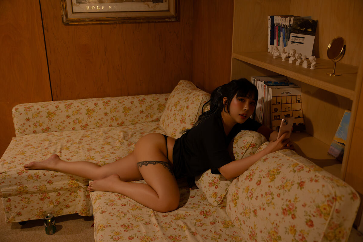 LEEYUIN - Girl Next Door Part02