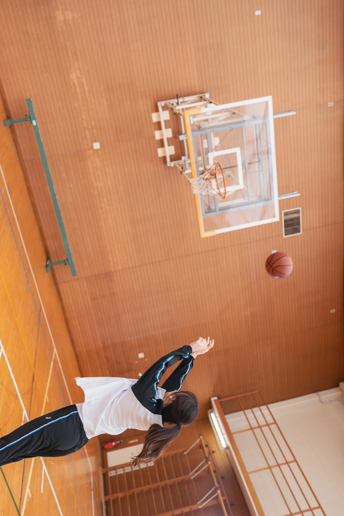 Kenken けんけん, 写真集 Fantia 「もしもけんけんが〇〇先生だったら」 Set.03