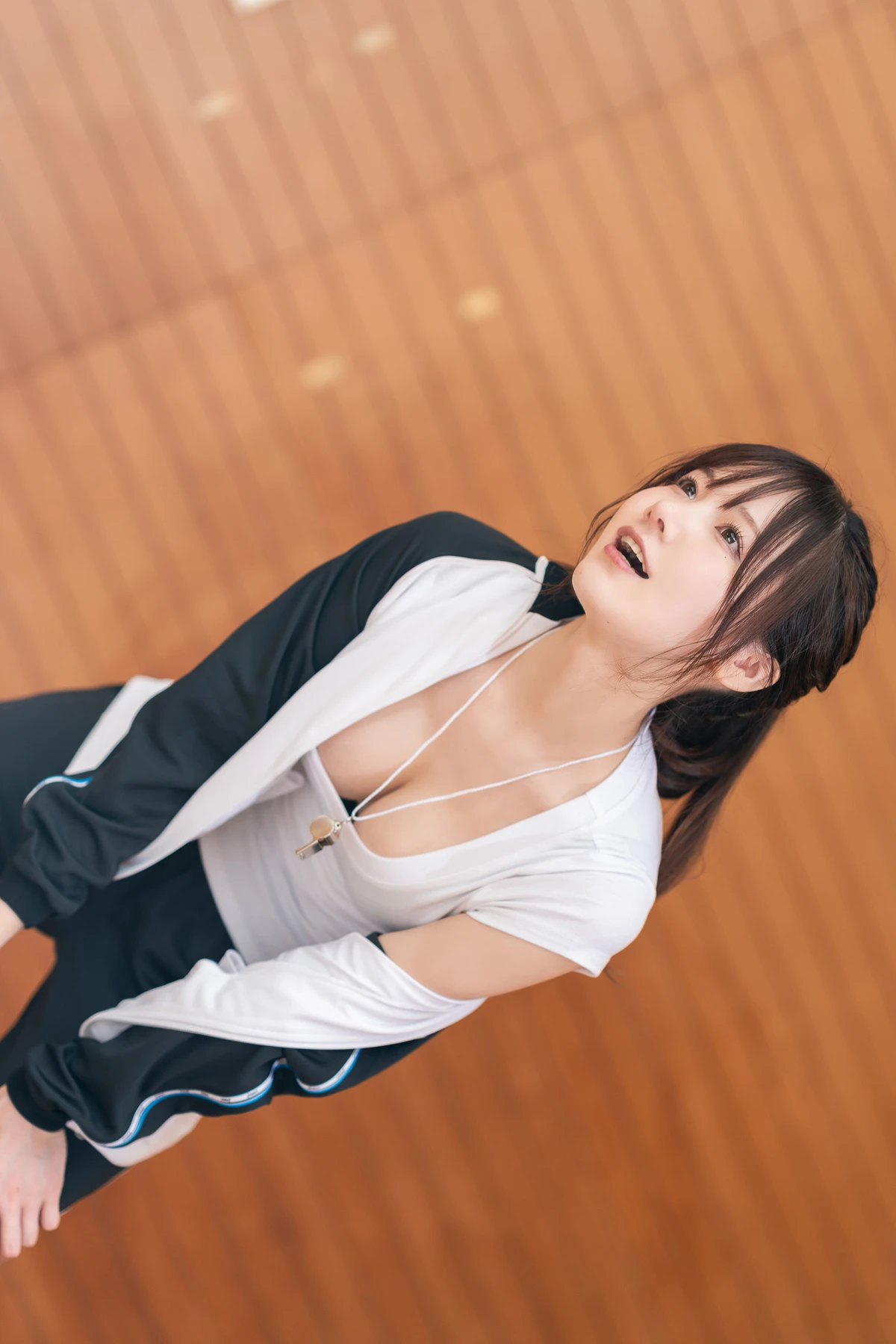 Kenken けんけん, 写真集 Fantia 「もしもけんけんが〇〇先生だったら」 Set.03