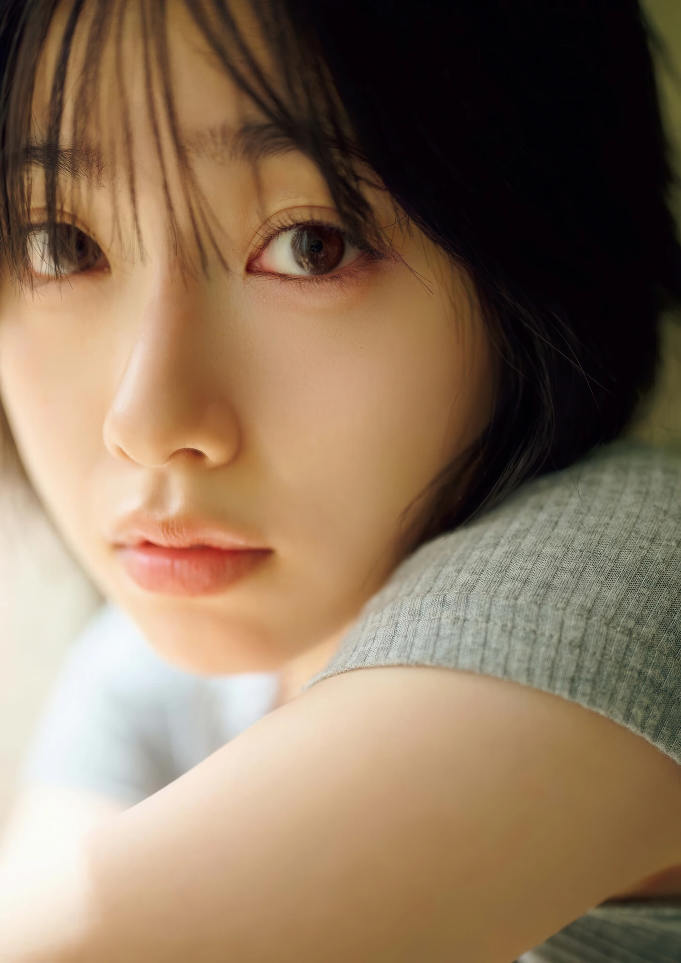 Karin Isobe 礒部花凜, Big Comic Spirits 2025 No.52 (ビッグコミックスピリッツ 2025年52号)