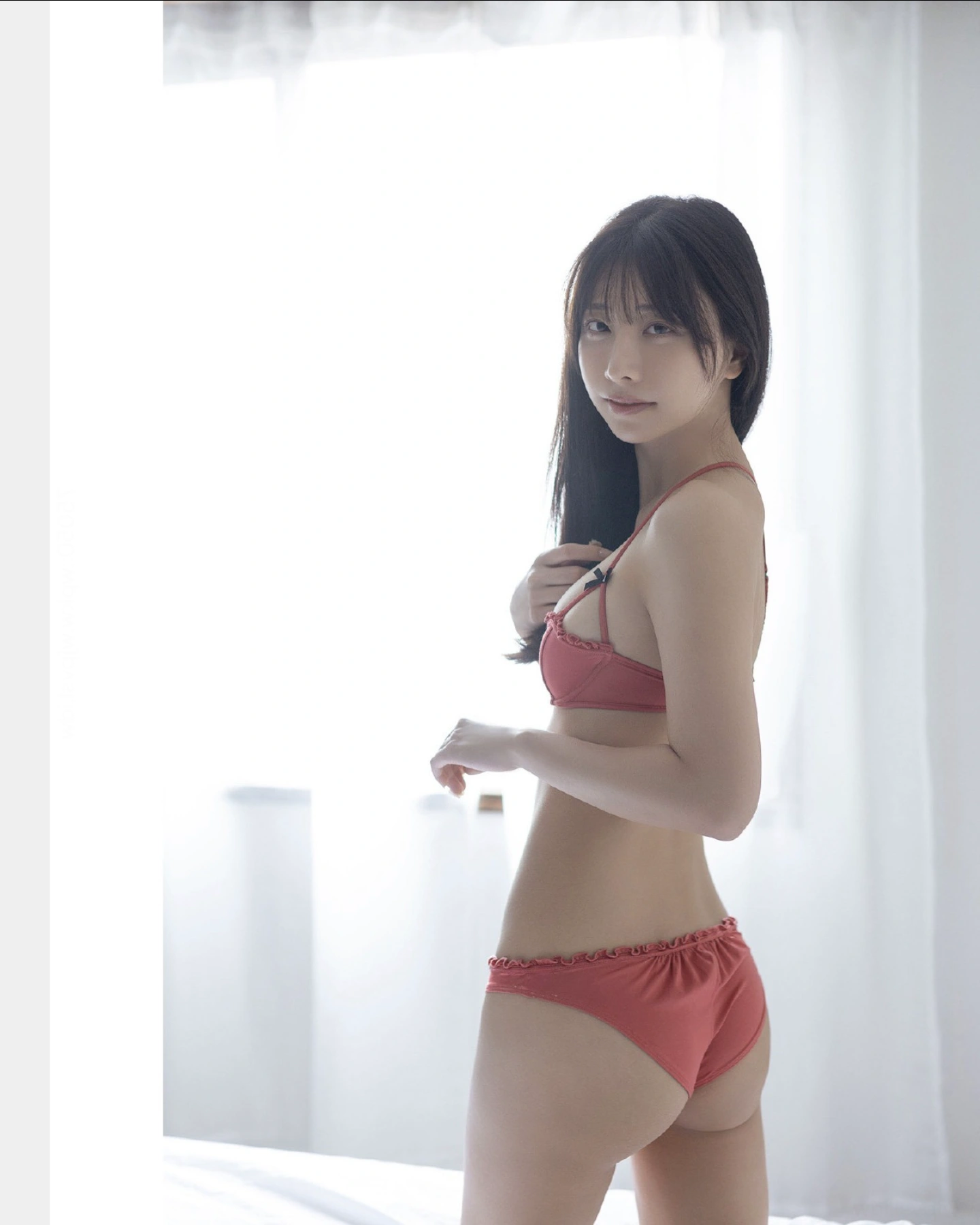 FLASHデジタル写真集の名作, FLASH 2025.11.25 (フラッシュ 2025年11月25日号)