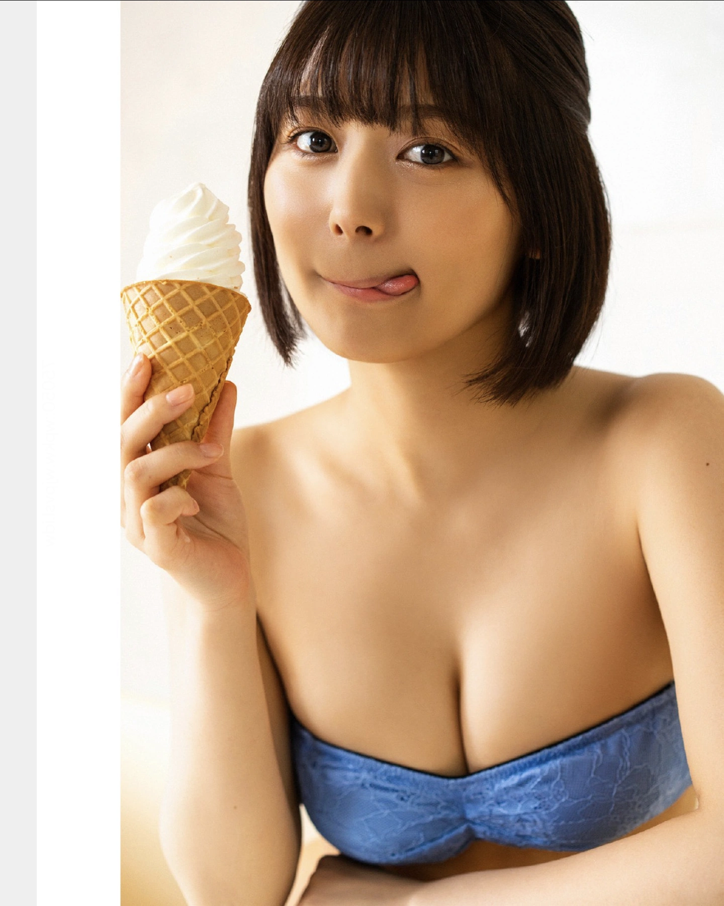 FLASHデジタル写真集の名作, FLASH 2025.11.25 (フラッシュ 2025年11月25日号)