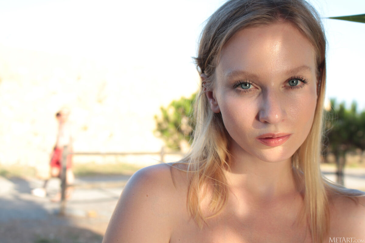 MetArt Annie Anne - Among The Palms Part01