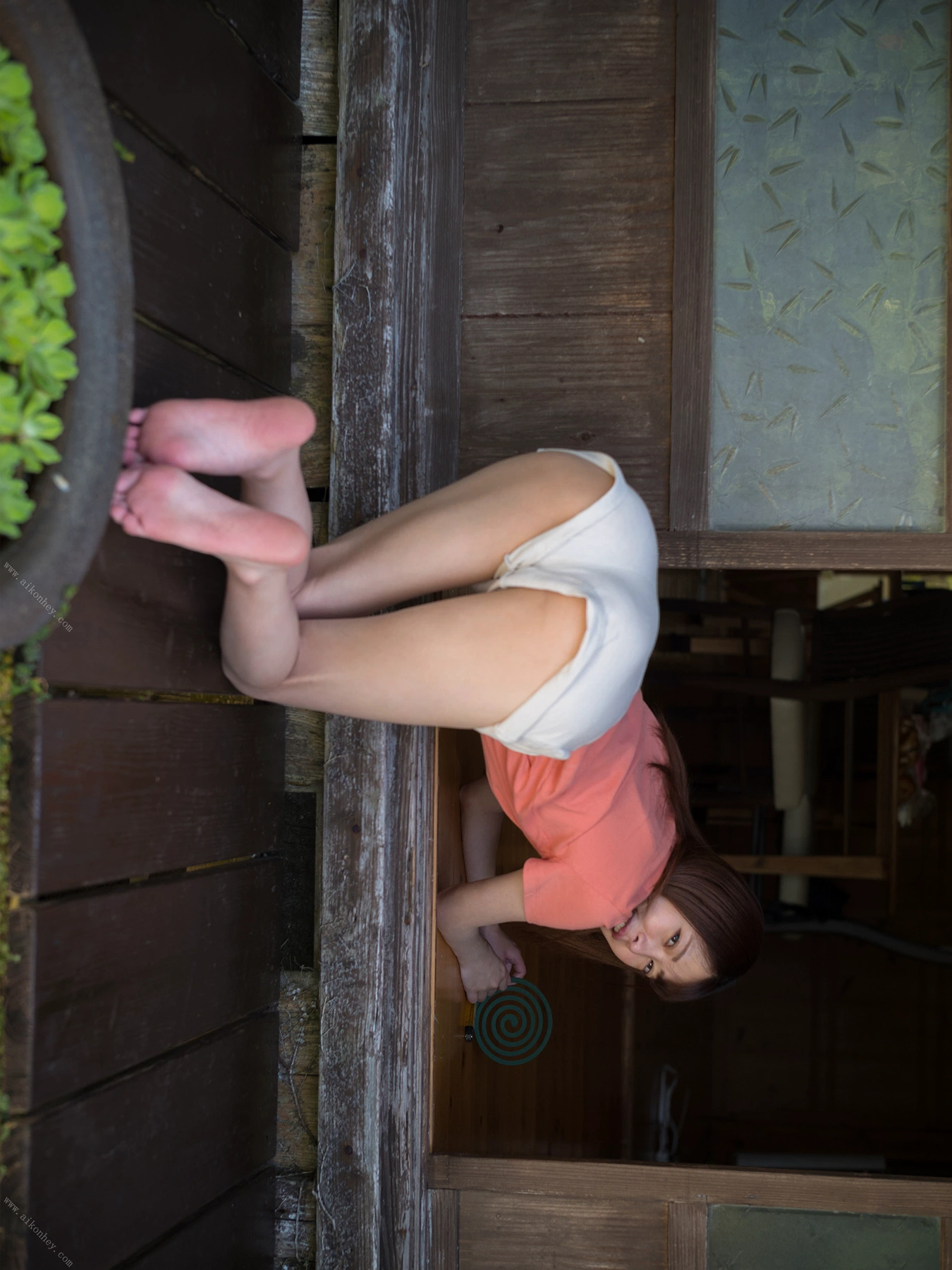 Hinako Mori 森日向子, ヌード写真集 「夏 駆ける 空 Blue sky Blue」 Set.02