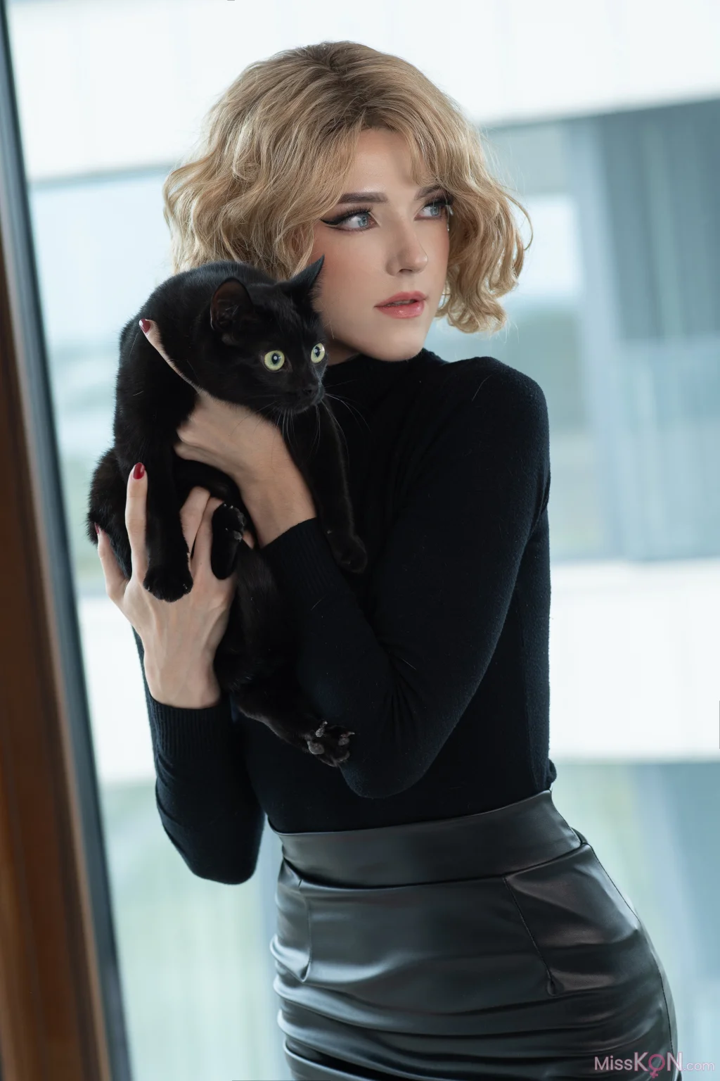 Coser@Candy_Ball_ Catwoman