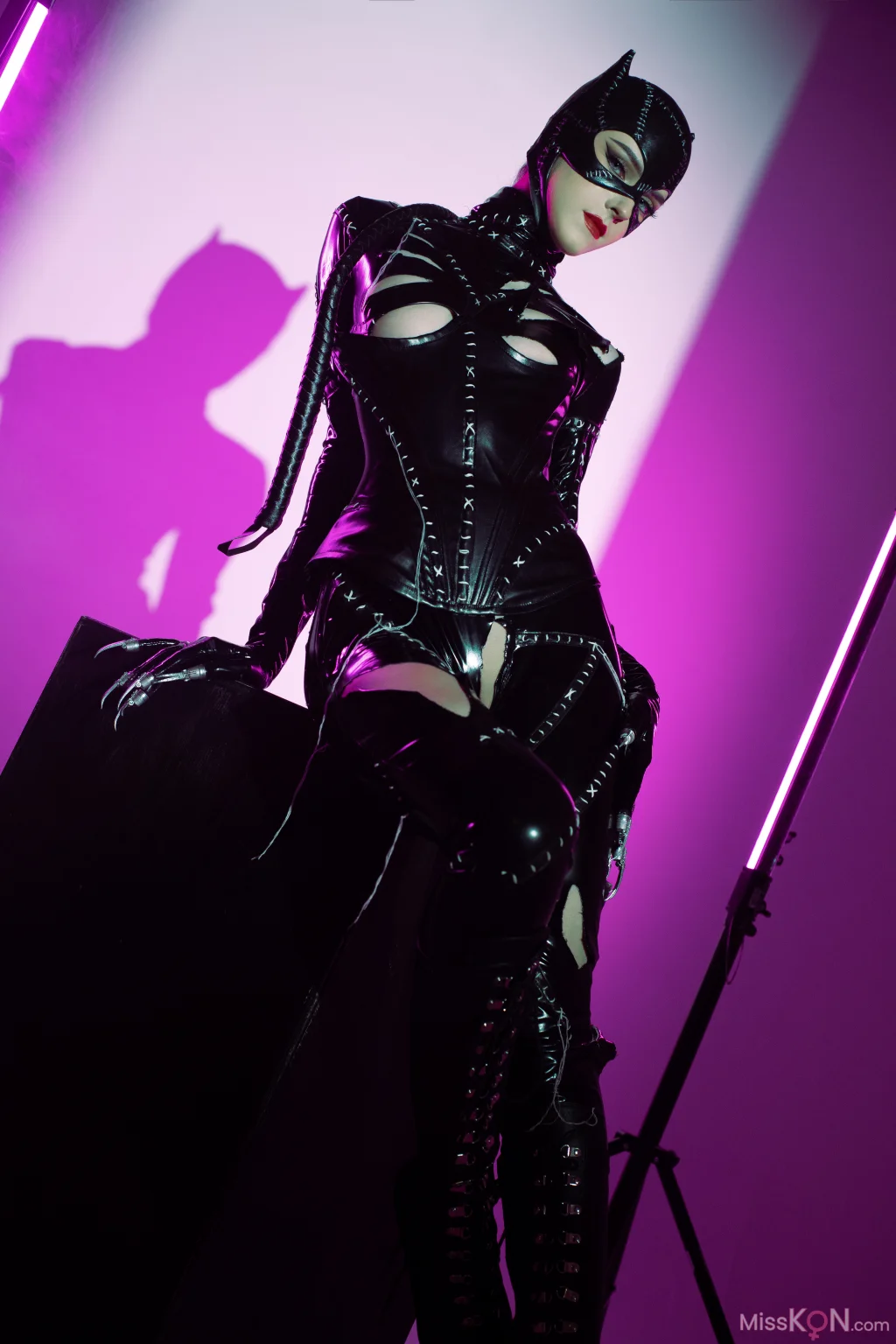 Coser@Candy_Ball_ Catwoman