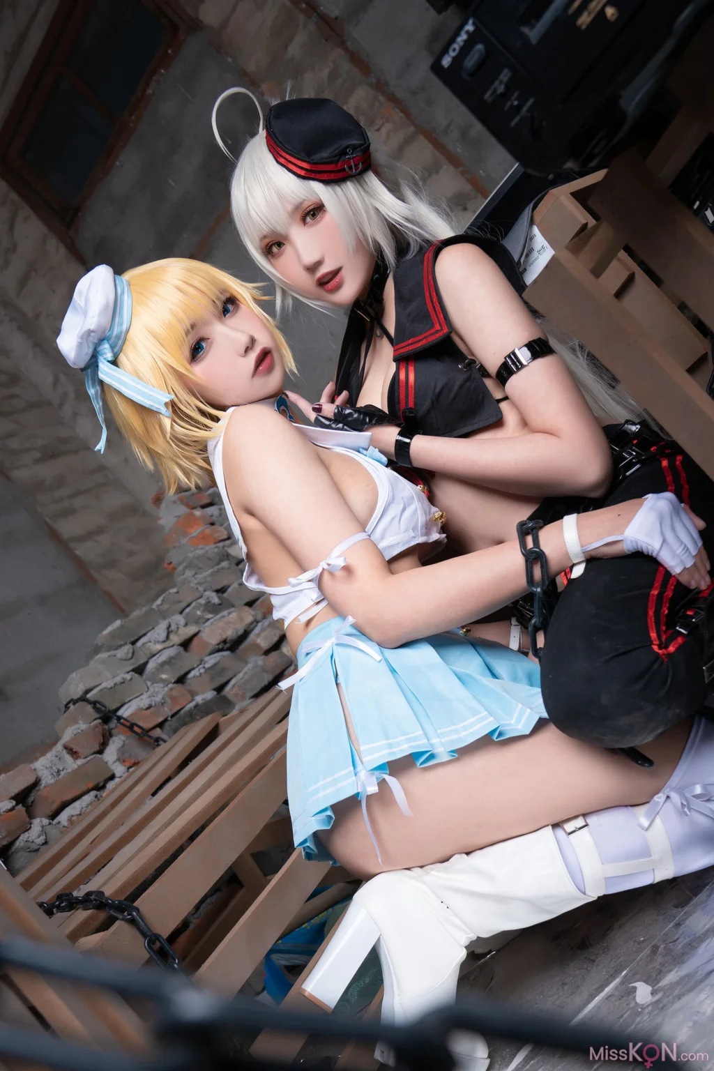 Coser@Momoko葵葵 & 瓜希酱_ FATE 黑白贞德