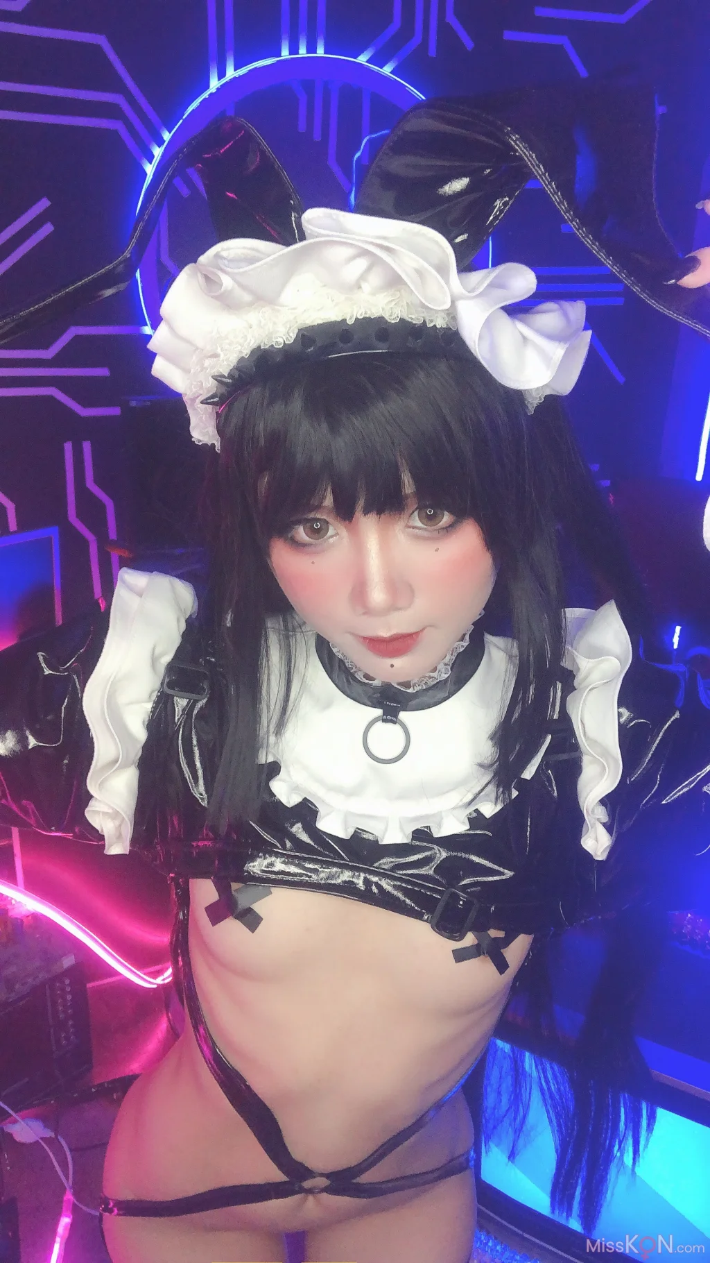 Coser@PoppaChan_ Zenith Bunny 黑色胶袜 十字乳贴