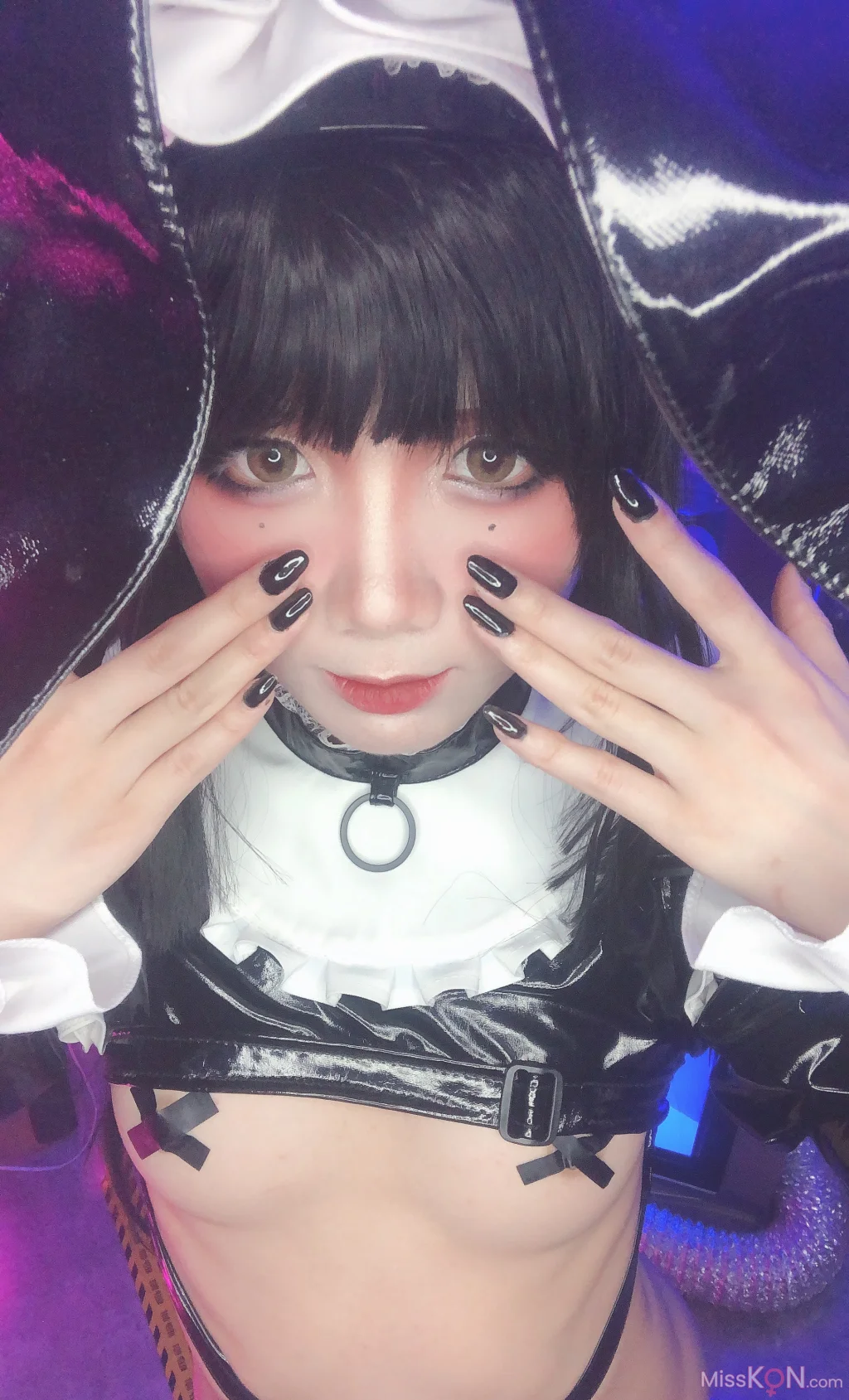 Coser@PoppaChan_ Zenith Bunny 黑色胶袜 十字乳贴