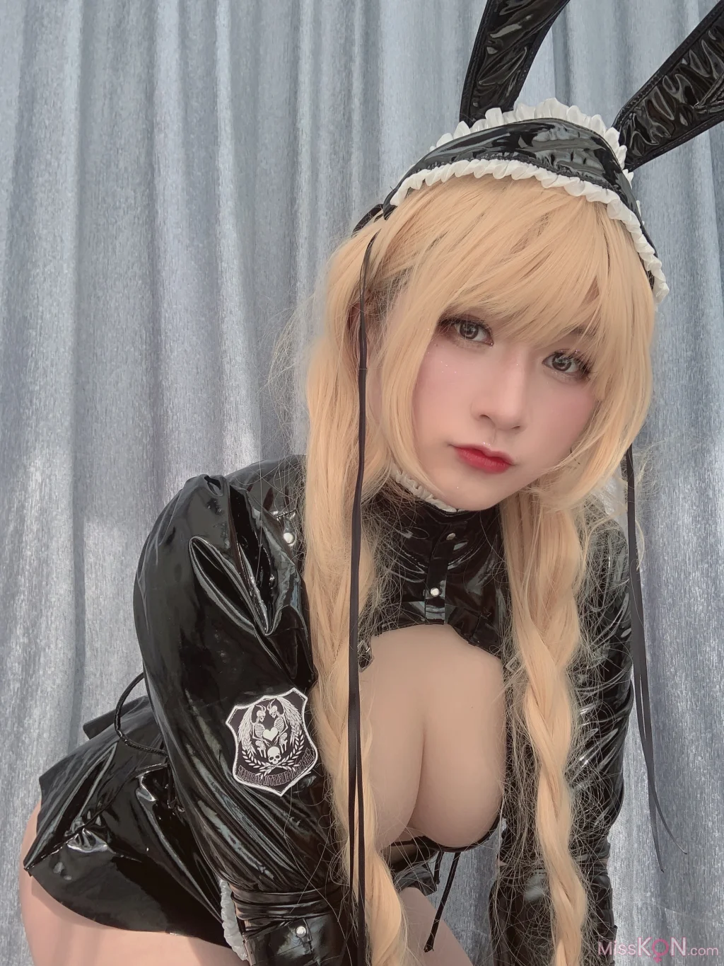 Coser@Zyra秋_ 黑色兔子