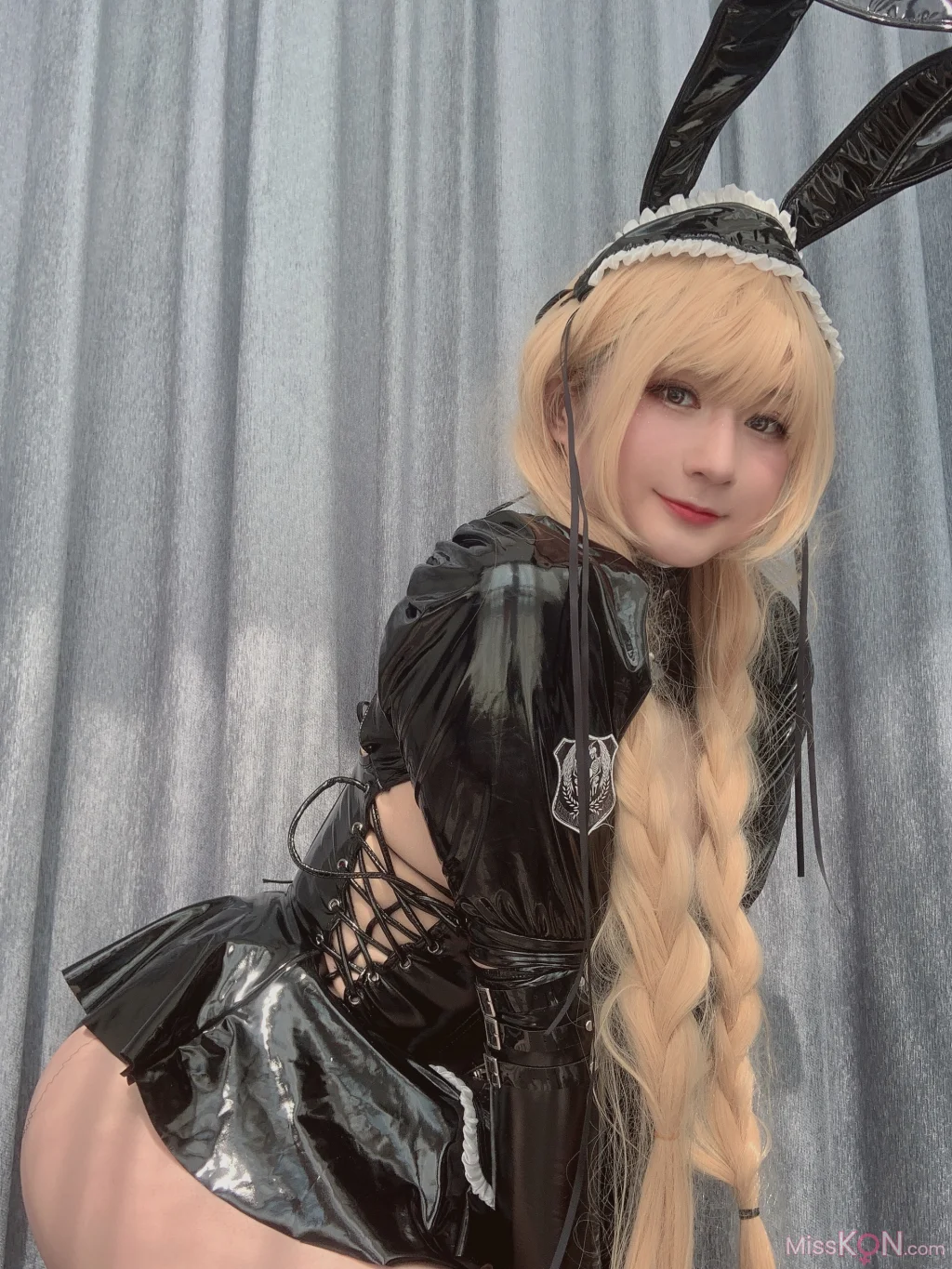 Coser@Zyra秋_ 黑色兔子