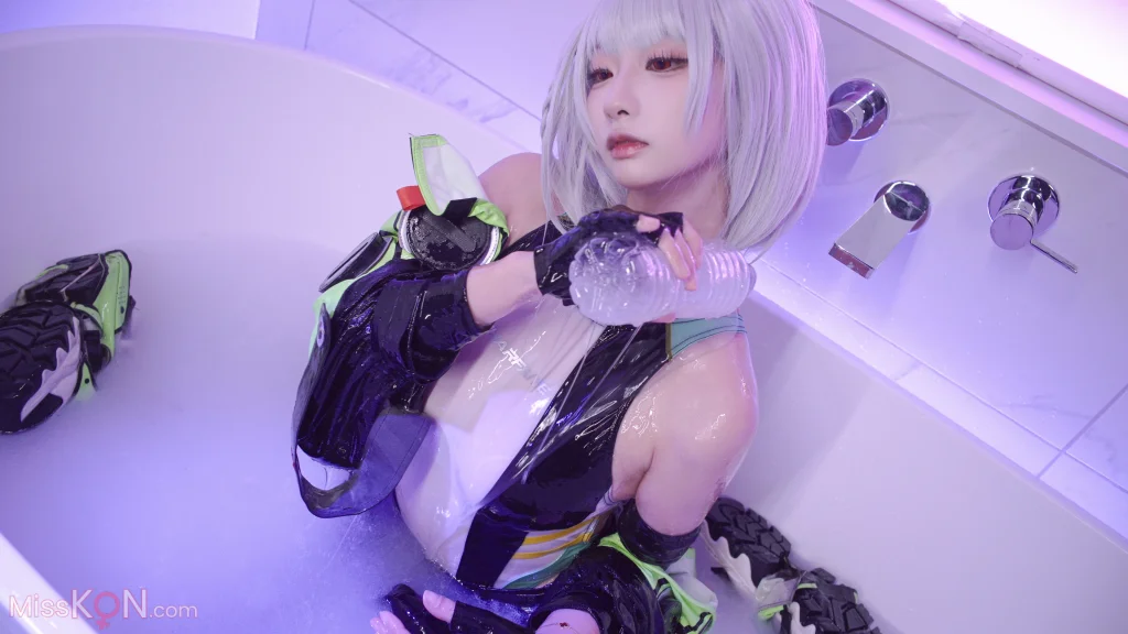 Coser@wendydydydy_酱油_ 绝区零 德玛拉竞泳