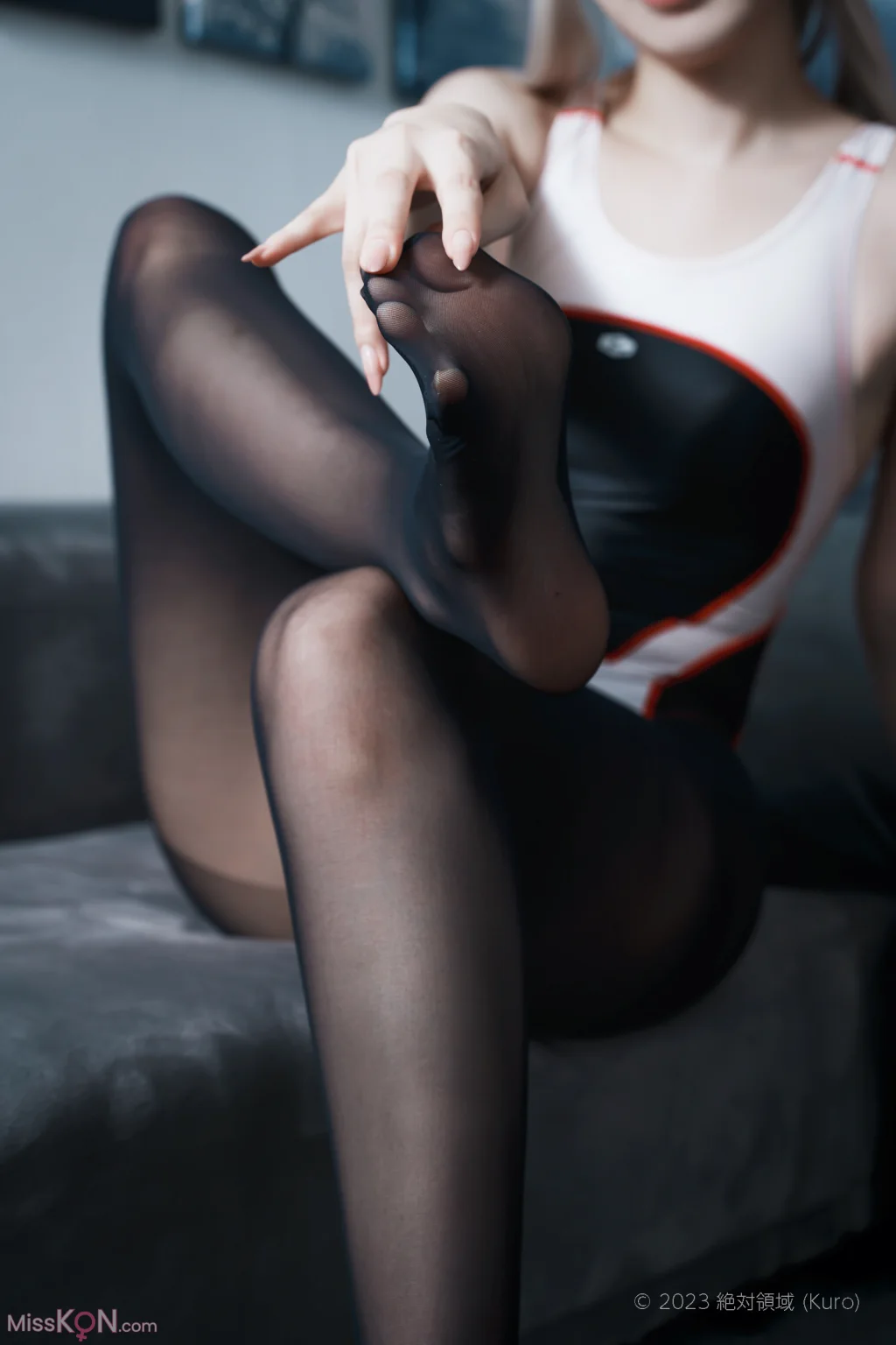 Coser@くろてぃあ (くろ)_ くろタイツ競泳水着