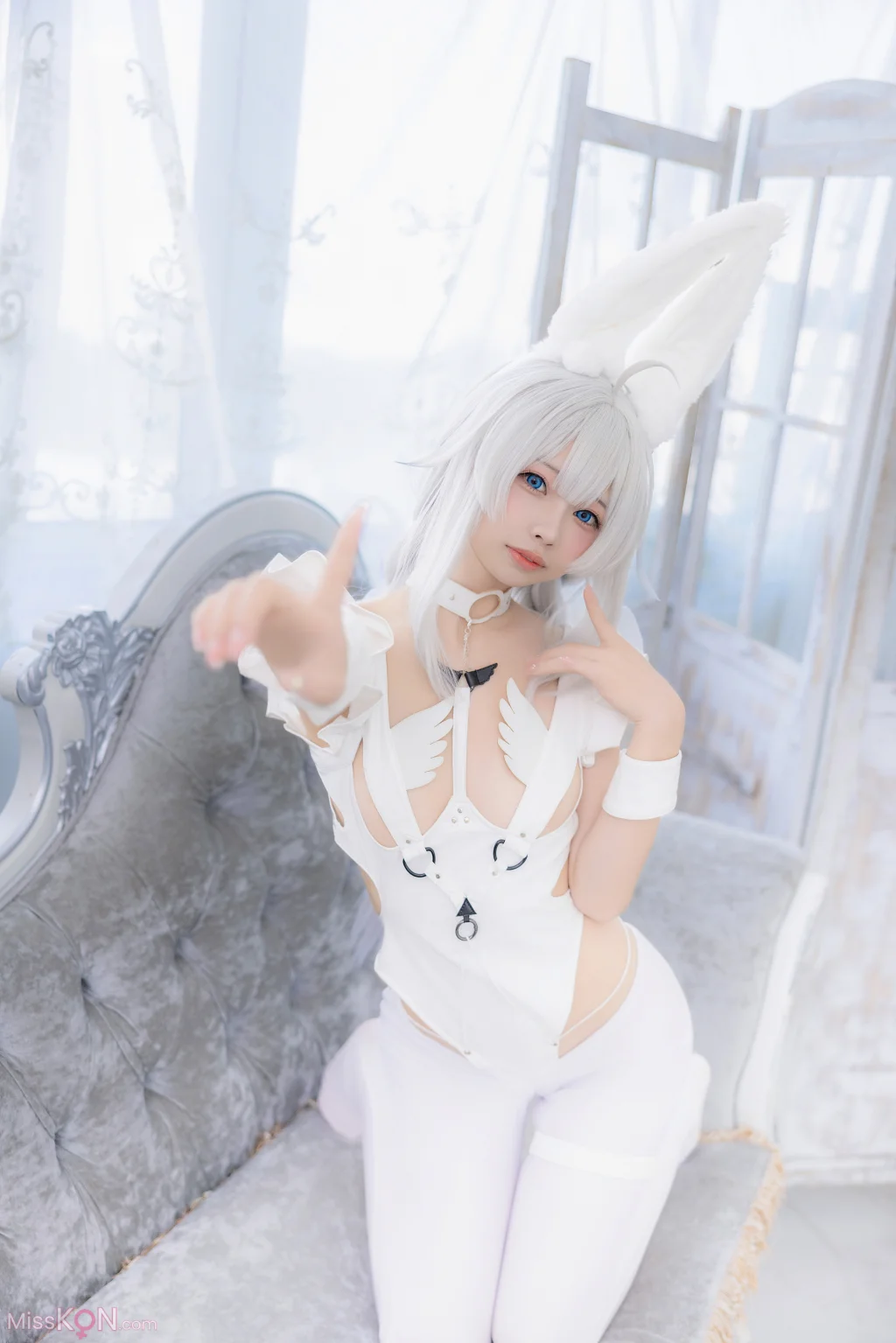 Coser@十万珍吱伏特_ 碧蓝航线 恶毒