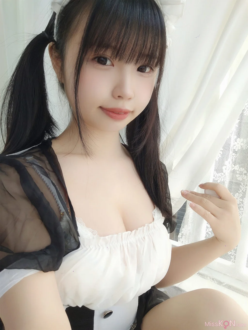 Coser@十万珍吱伏特_ 臀恋妹抖