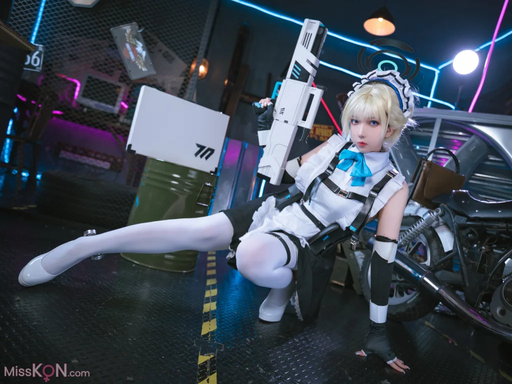 Coser@小和甜酒_ 碧蓝档案-飞鸟马时女仆