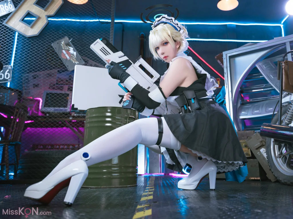 Coser@小和甜酒_ 碧蓝档案-飞鸟马时女仆
