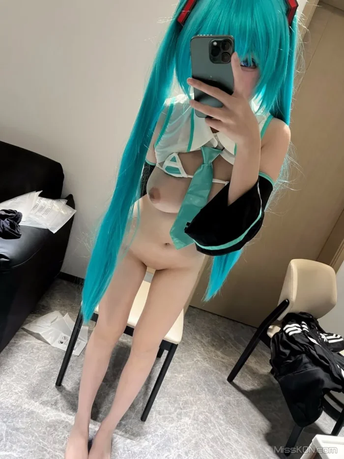 Coser@悠宝三岁_ 初音未来
