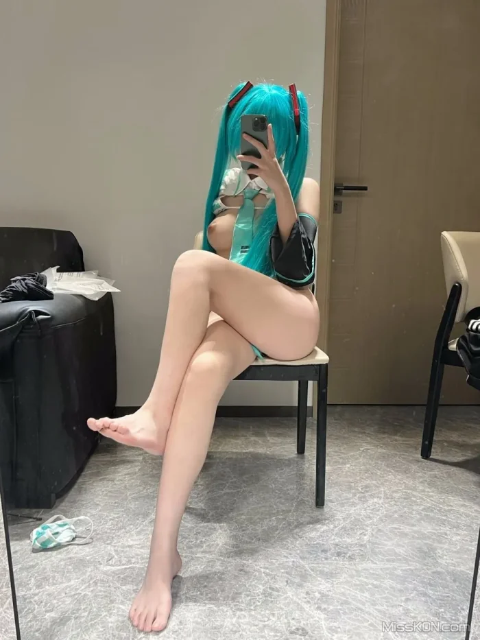 Coser@悠宝三岁_ 初音未来